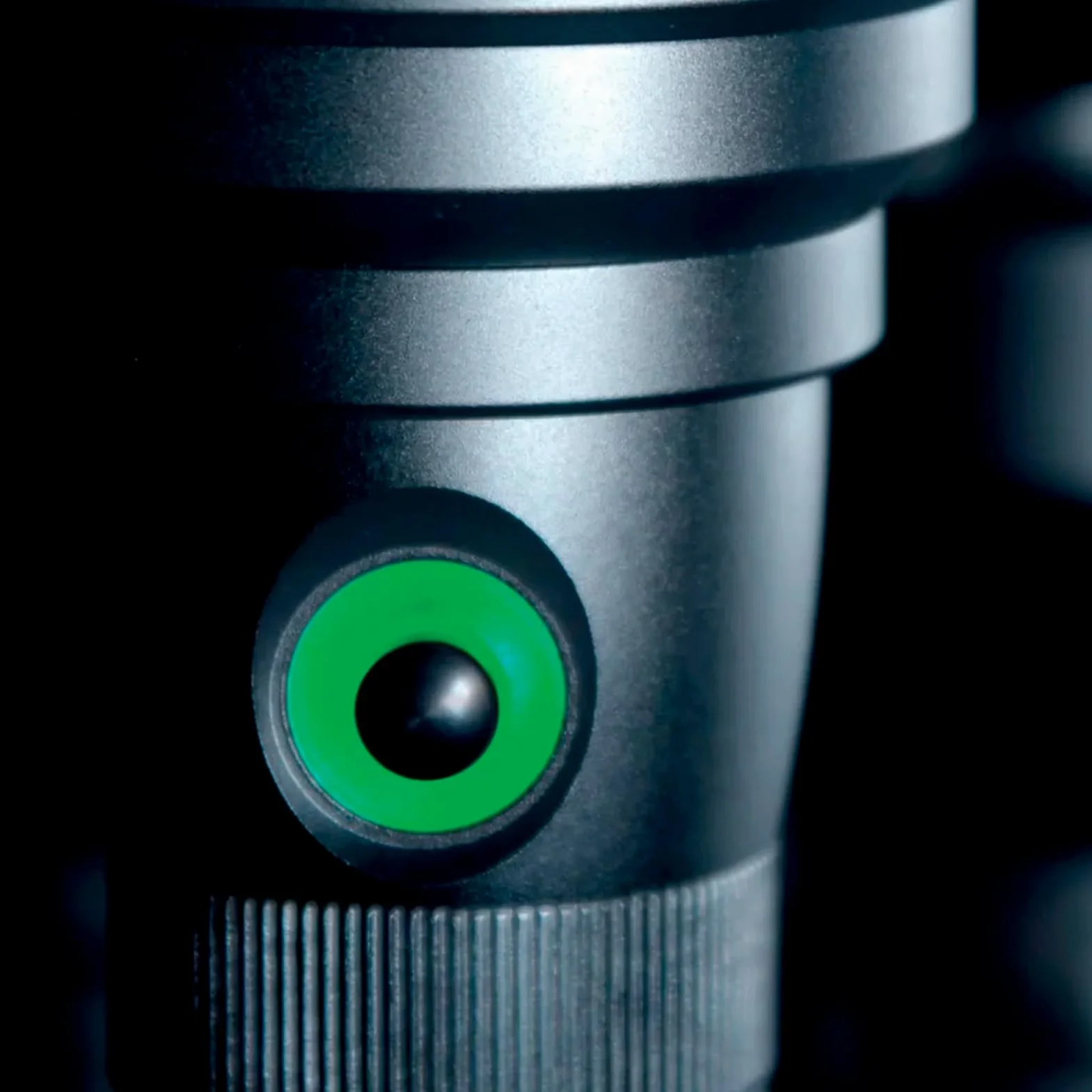 Mares EOS 32LRZ, lampa do nurkowania o jasności 3200 lumenów
