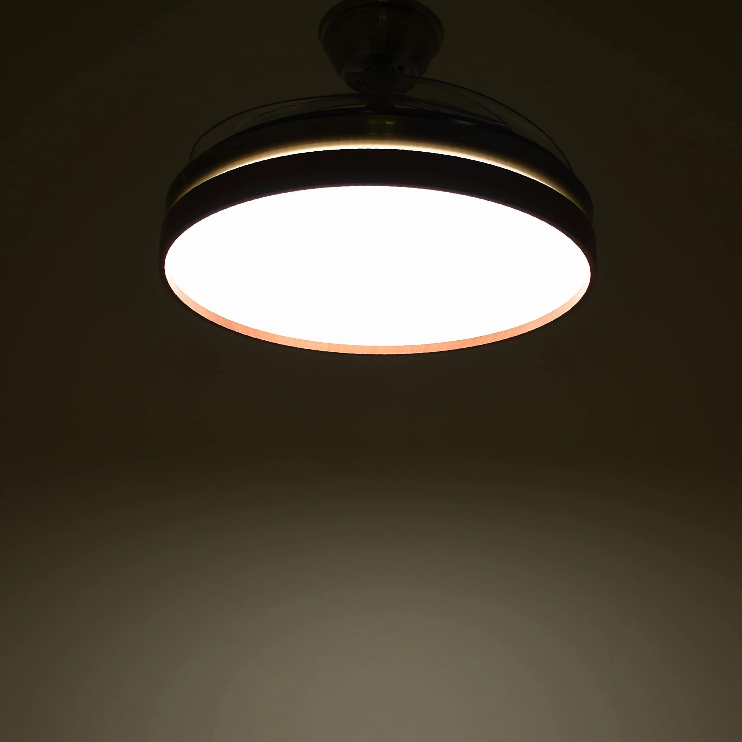 BEL AIR HOME - Wentylator Sufitowy COSMOS z Silnikiem DC i Wysuwanymi Łopatkami - 36W LED z 3 Temperaturami Światła - Sterowanie Pilotem, Tryb Zimowy, Cichy - Cuero Cerezo, Metal