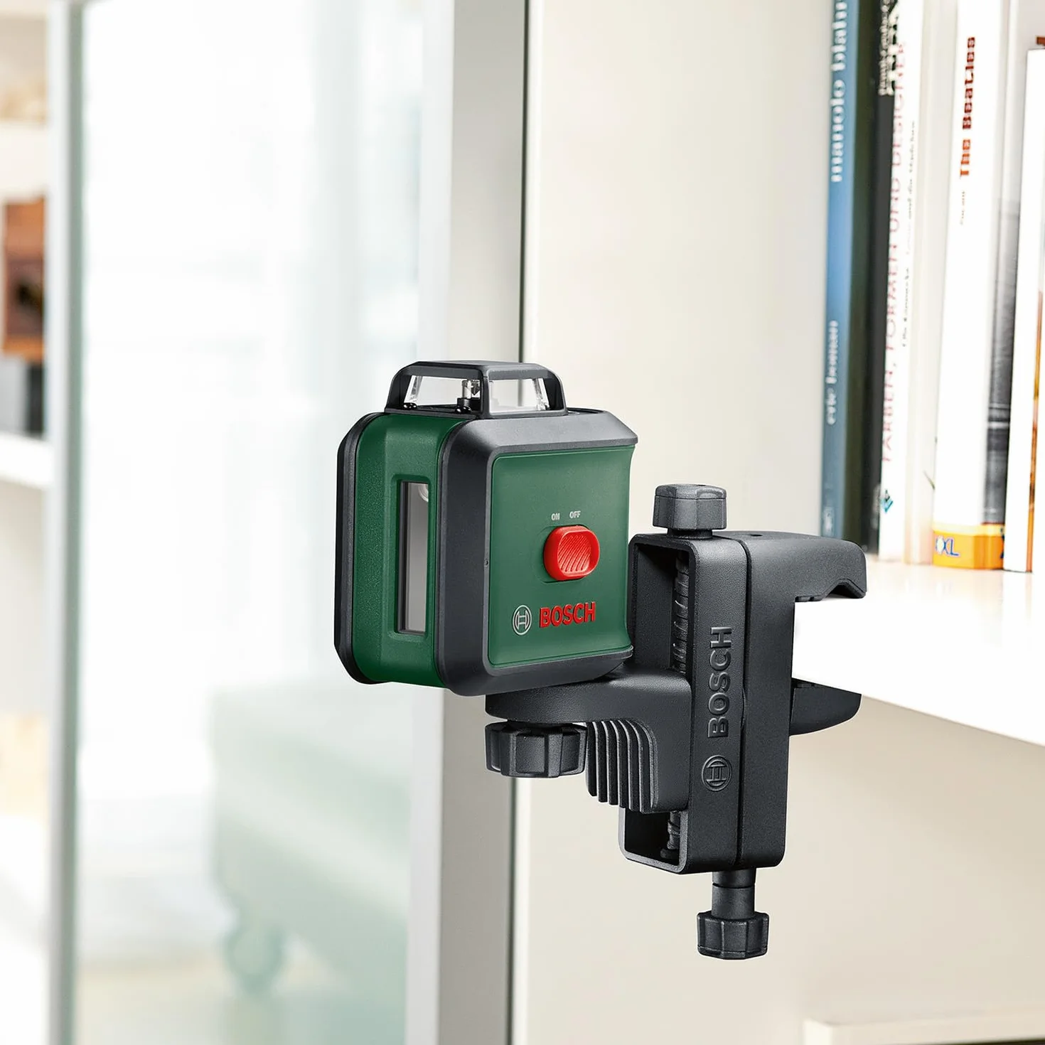 Bosch UniversalLevel 360 Laser krzyżowy ze statywem i uchwytem MM 3