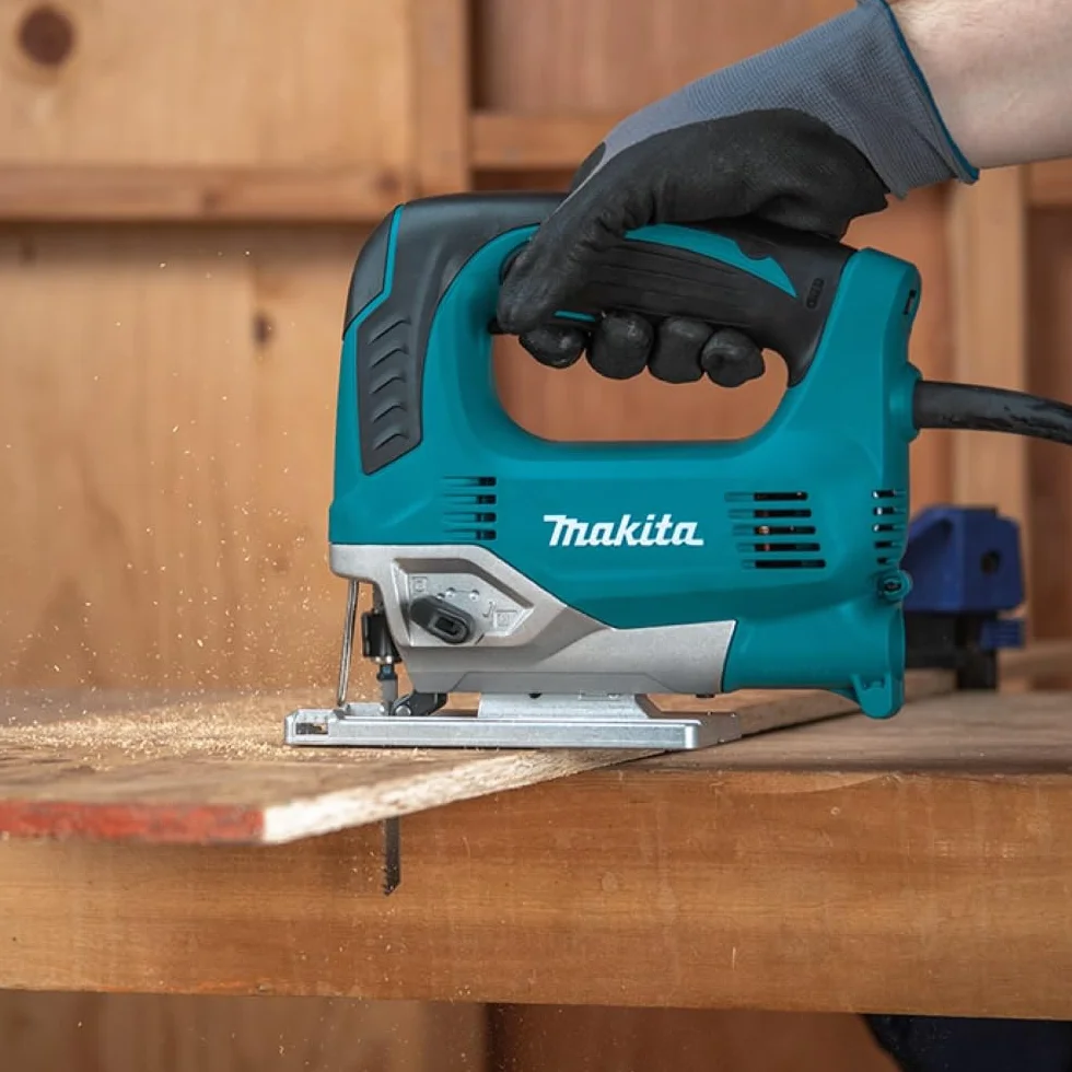 Makita JV0600K/2 240V Wyrzynarka Akcji