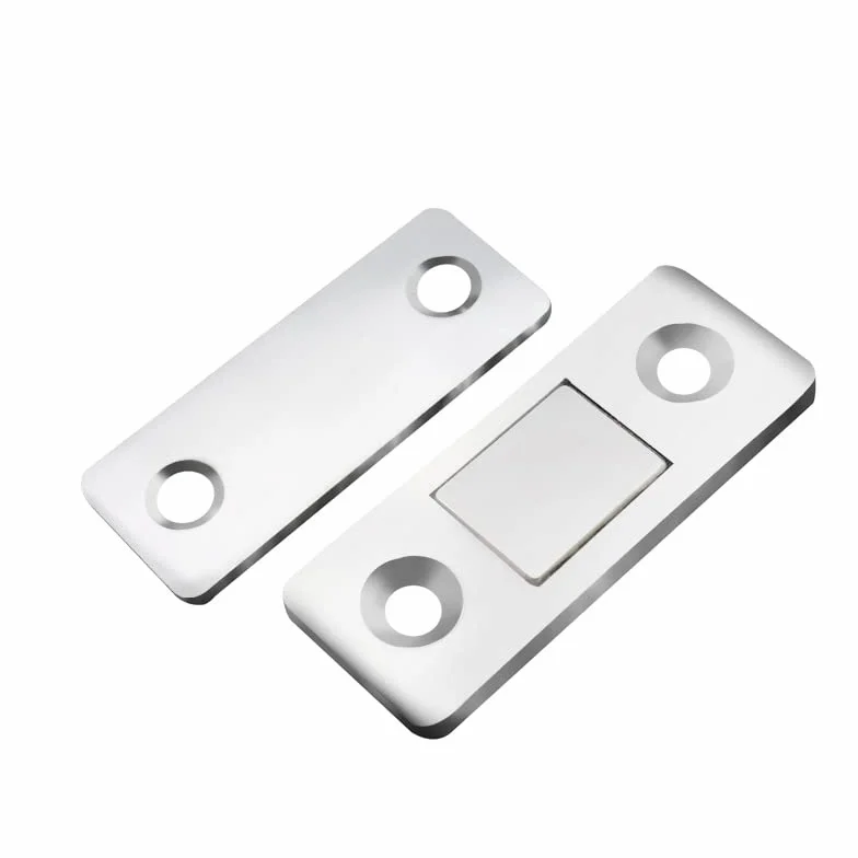 INF Magnesy na drzwi do mebli zatrzaski magnetyczne 2 sztuki srebrne
