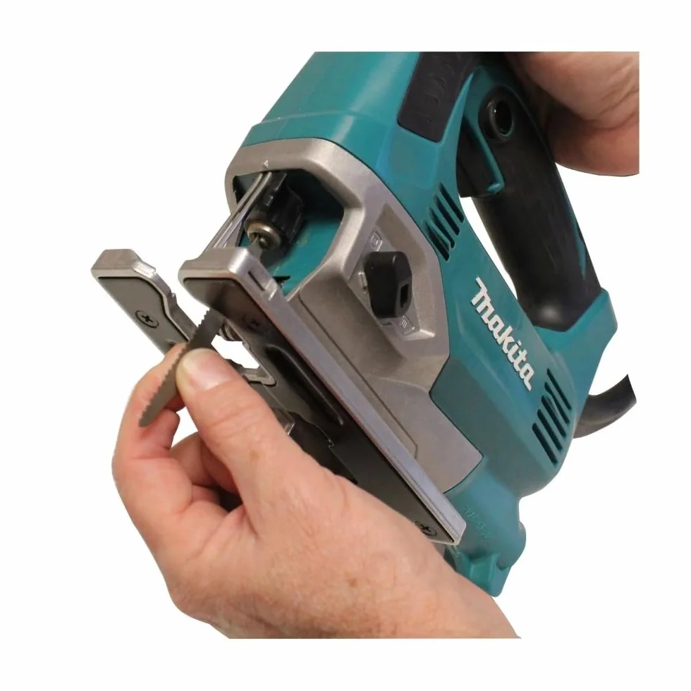Makita JV0600K/2 240V Wyrzynarka Akcji