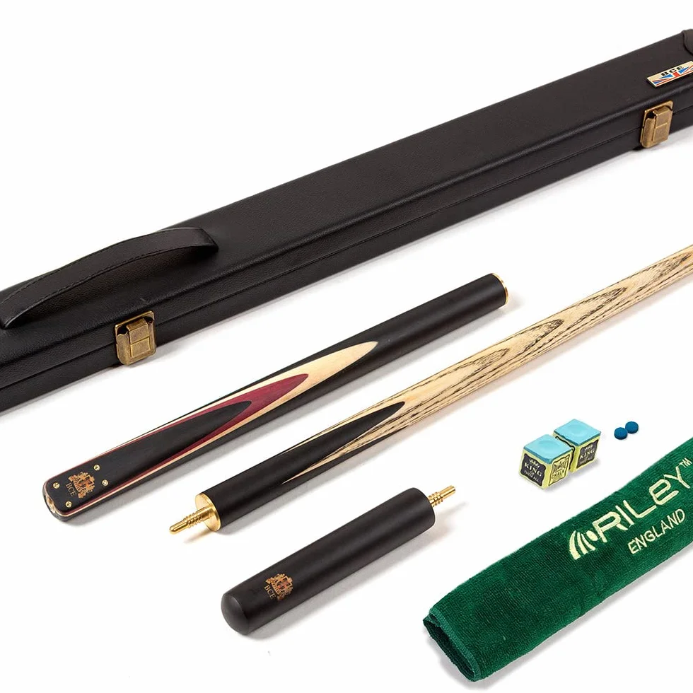 BCE Heritage Sapele Mahogany ¾ Cut Snooker Cue – końcówka 145 cm – 9,5 mm z przedłużeniem 15 cm i twardym etui + zestaw akcesoriów zawierający końcówki łosia ROS, kredę trójkątną i ręcznik Riley Cue.