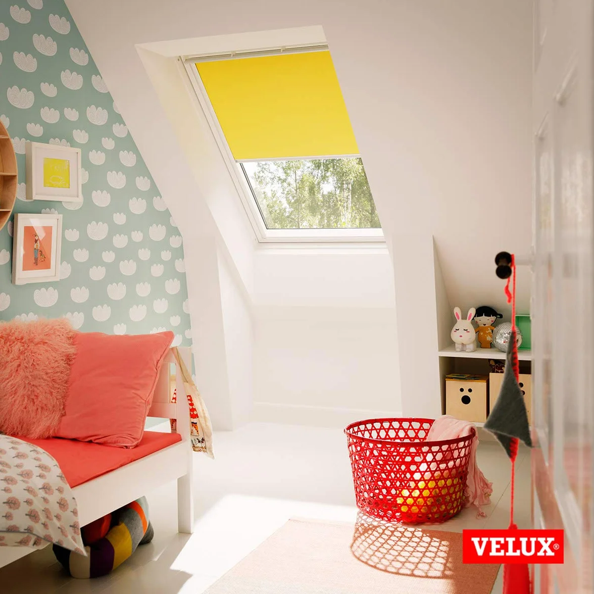 VELUX Oryginalna roleta zaciemniająca MK06 szara z białą szyną prowadzącą