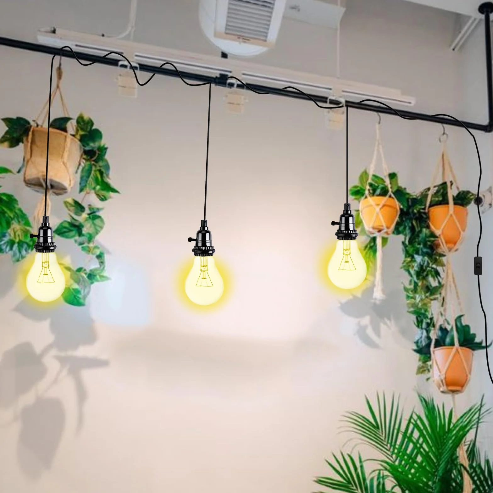 Lampa wisząca industrialna E27 z wtyczką i przełącznikiem, kabel 1,8 m