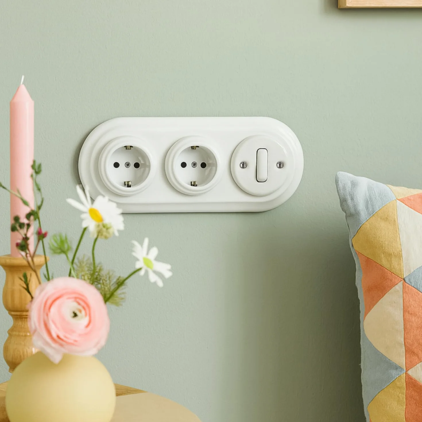 Podtynkowe gniazdko porcelanowe retro 3-drożne zestaw seria PR1 biały