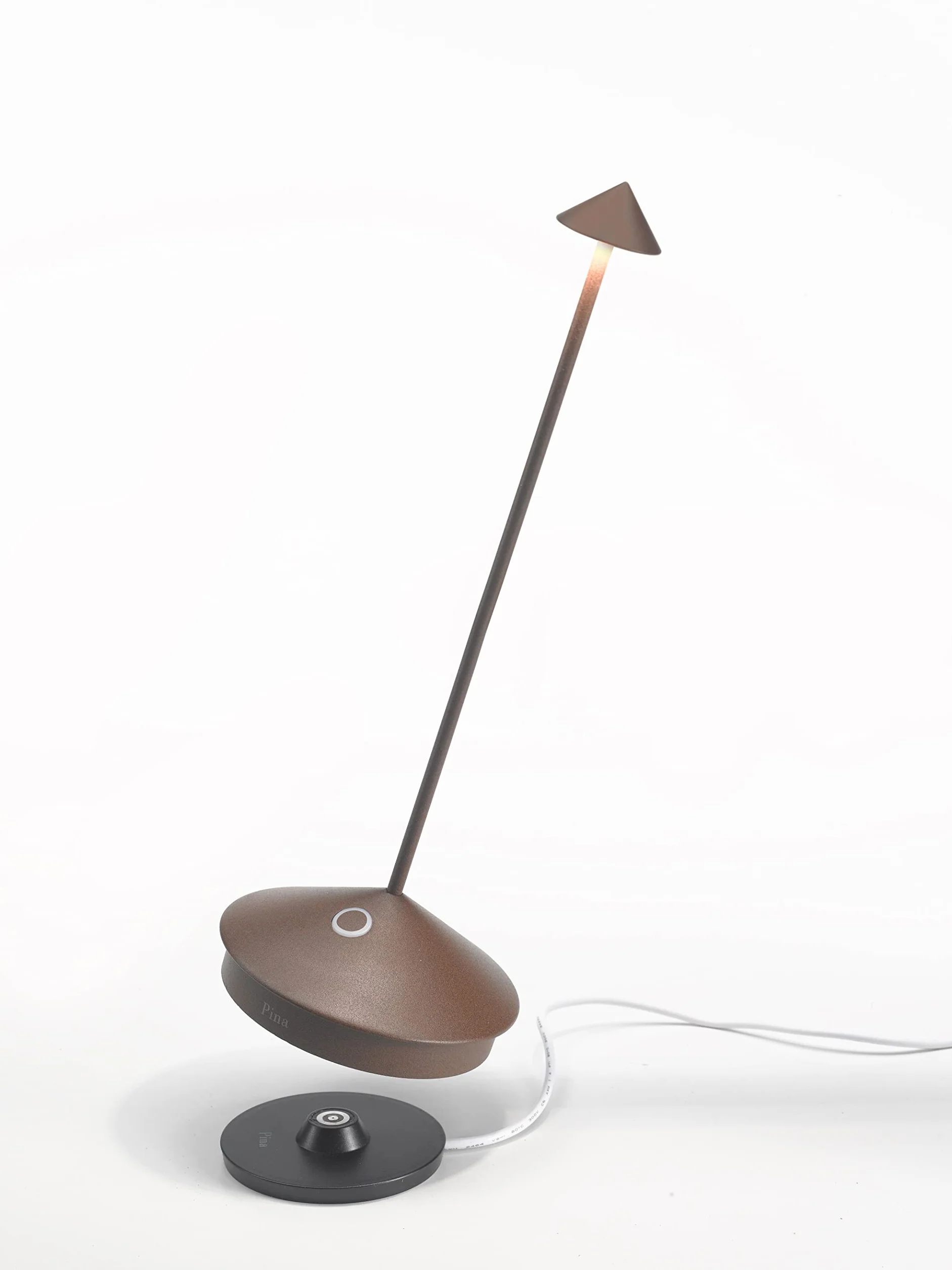 Zafferano, Lampa Pina, Bezprzewodowa Zasilana Akumulatorowo Lampa Stołowa ze Sterowaniem Dotykowym, do Użytku Wewnętrznego i Zewnętrznego, Ściemniacz, 2200-3000 K, Wysokość 29 cm, Kolor Corten