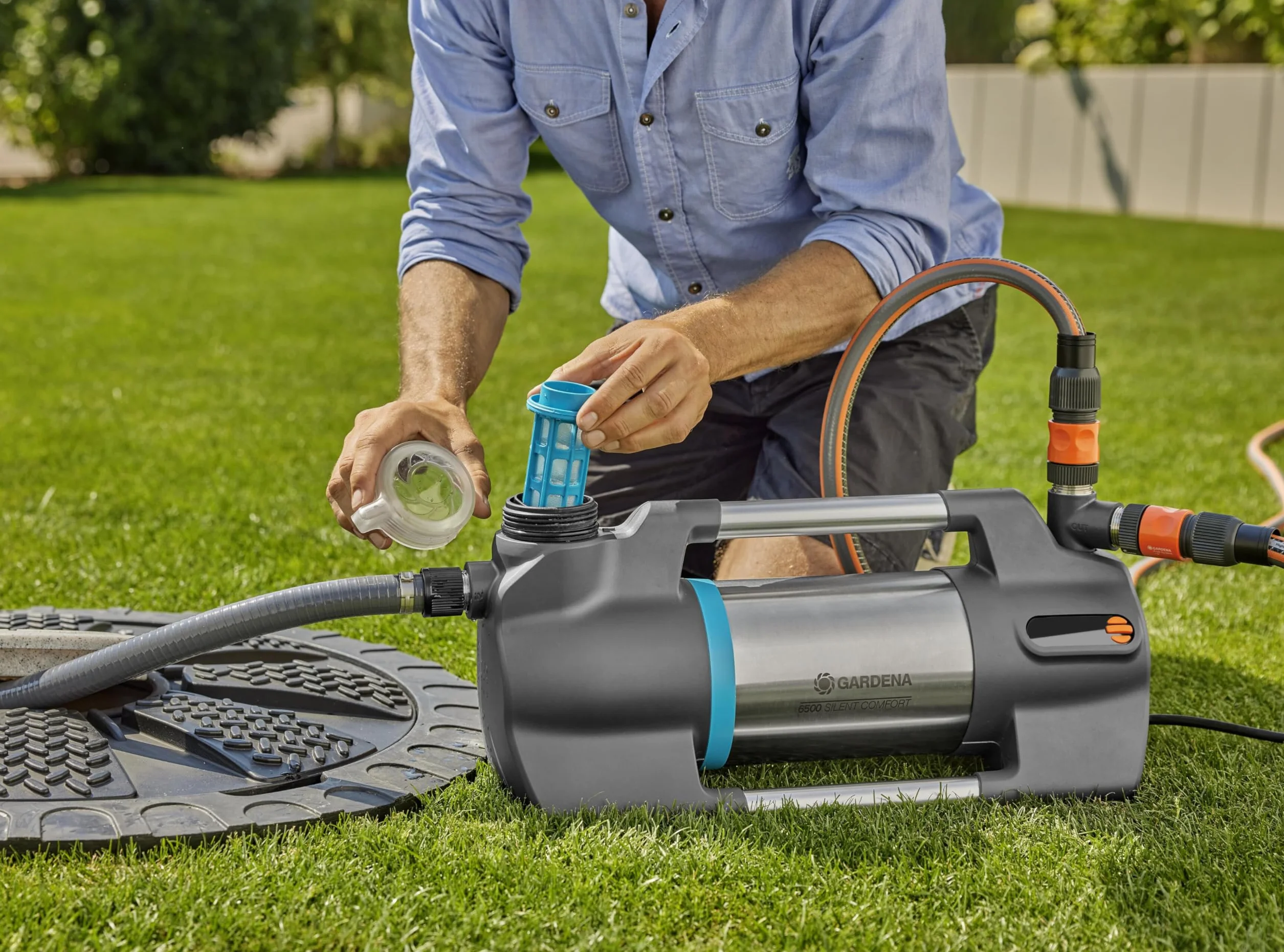 Gardena pompa ogrodowa 6500 SilentComfort: Cicha pompa nawadniająca sterowana przez aplikację, tłoczenie 6500 l/h, zabezp. przed pracą na sucho, stal nierdzew., energoosz. i wodoszcz. (9059-20)