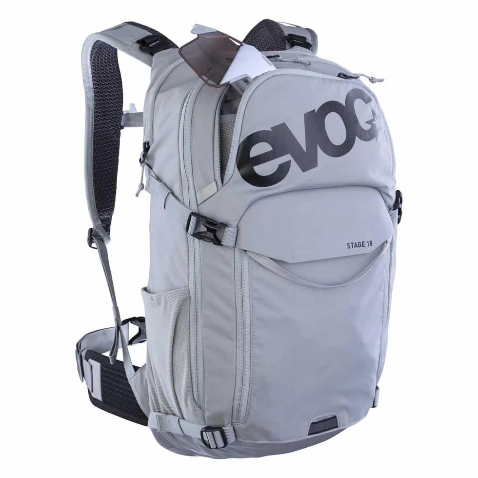 EVOC STAGE 18, plecak (regulowane paski naramienne z BRACE LINK, AIR FLOW CONTACT SYSTEM, z kieszenią na bukłak, kieszenią na narzędzia i paskami kompresyjnymi, jeden rozmiar)