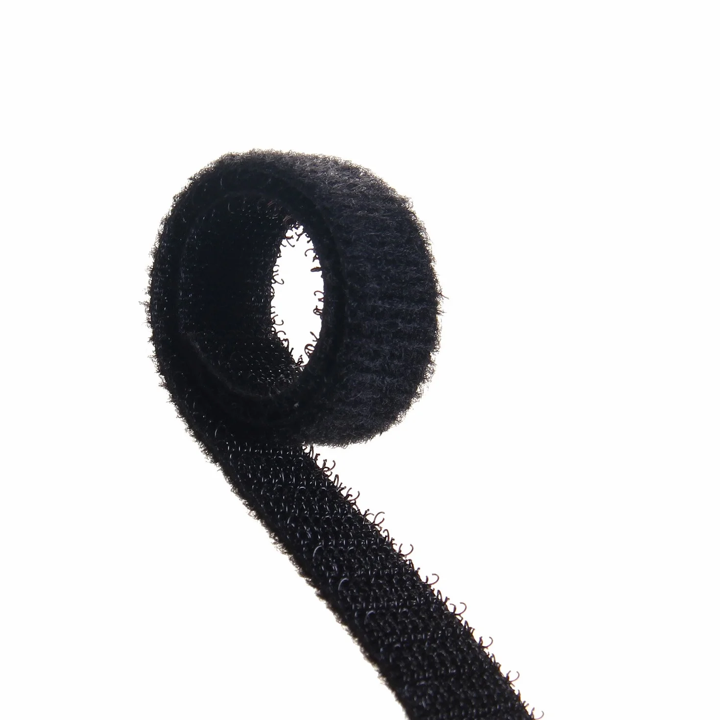 TUKA TKB5013 opaska kablowa na rzep, 10 m x 15 mm, możliwość dowolnego przycięcia, wytrzymała, zdejmowana, wielokrotnego użytku, opaska kablowa, na rzep, do układania kabli, czarna