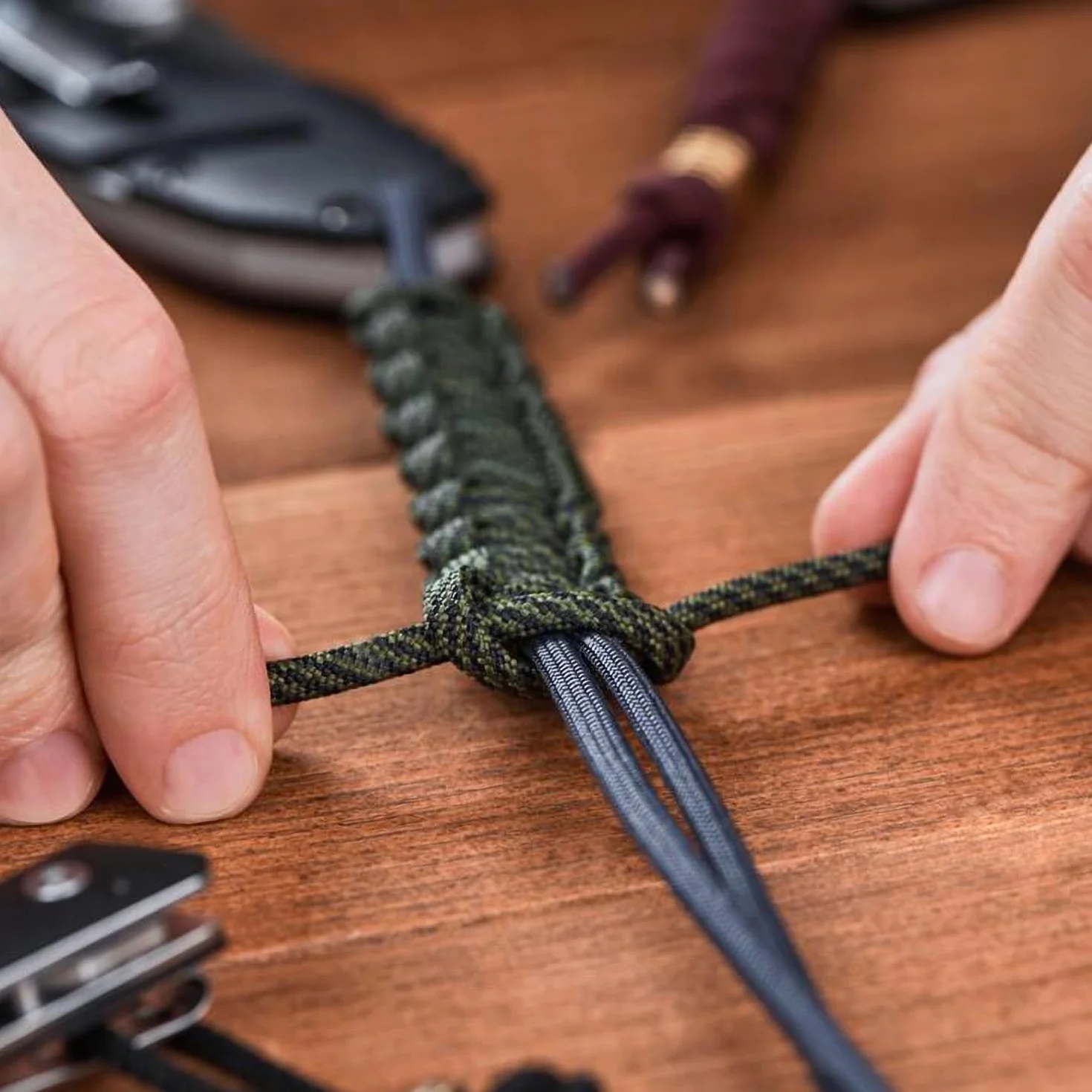 Brotree 3mm Paracord 425 100% Nylon 15M Sznurek 3-żyłowa Typ II Nylonowa Lina do Zewnątrz, Rzemieślnicze, DIY - Obciążenie Niszczące 192kg (Czarny)