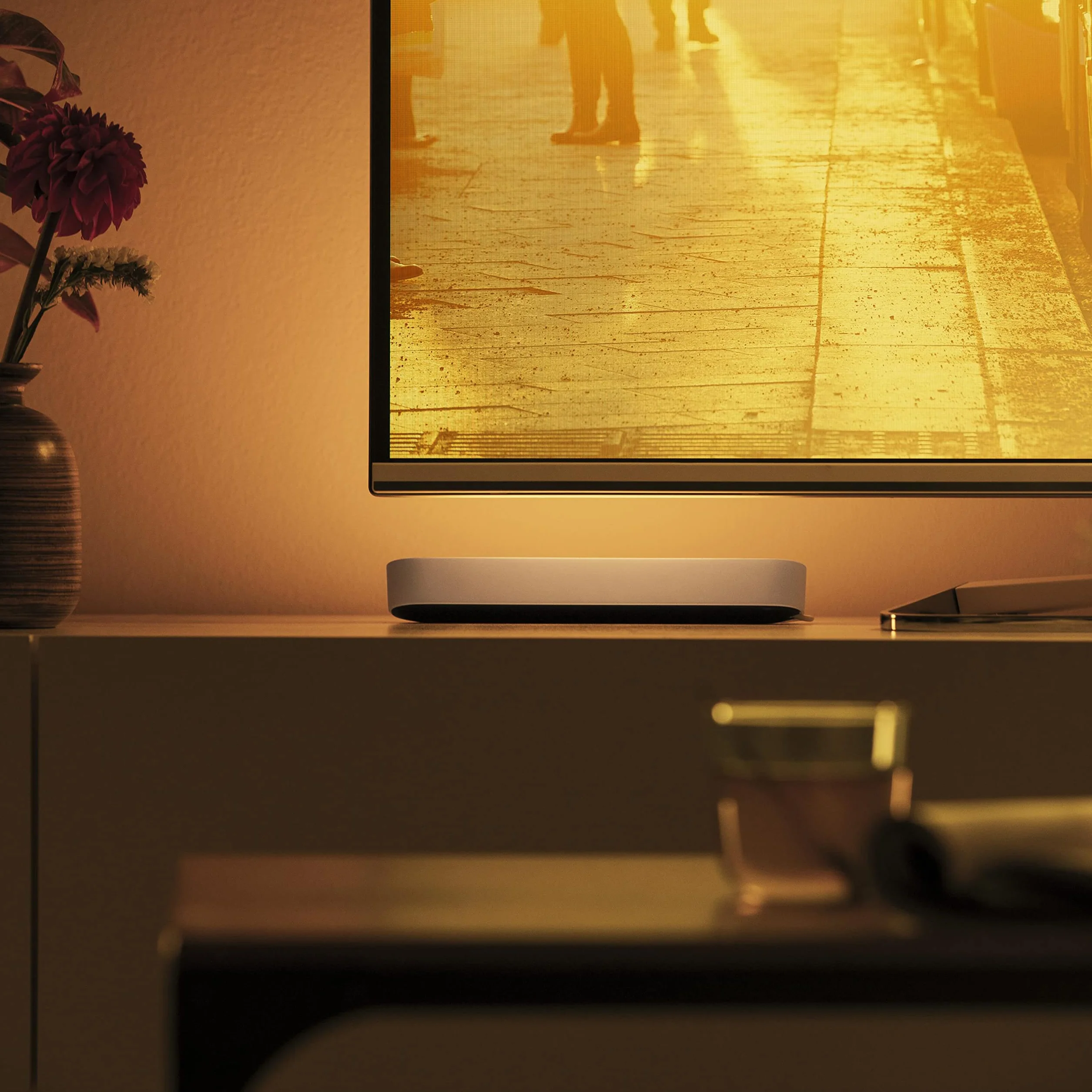 Philips Hue Play White and color ambiance Zestaw 2 podłużnych lamp, biała, 16 mln kolorów, możliwość przyciemniania, sterowanie aplikacją