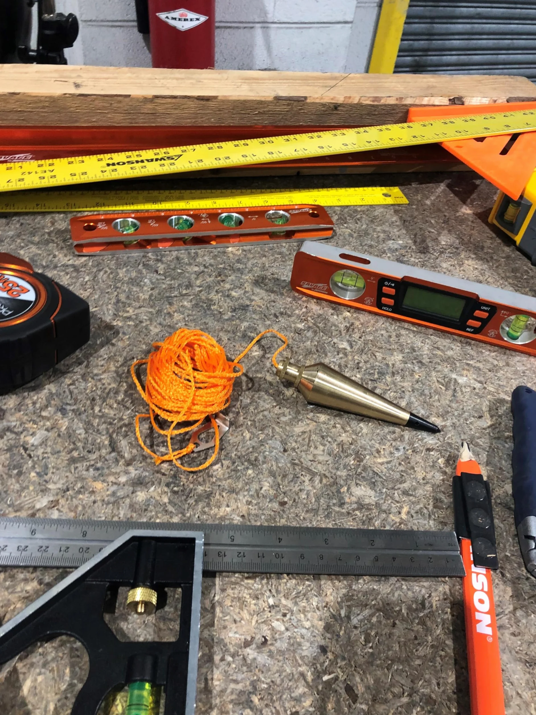 Swanson Tool Co PB008B Mosiężny pion ze sznurkiem 226.8 g