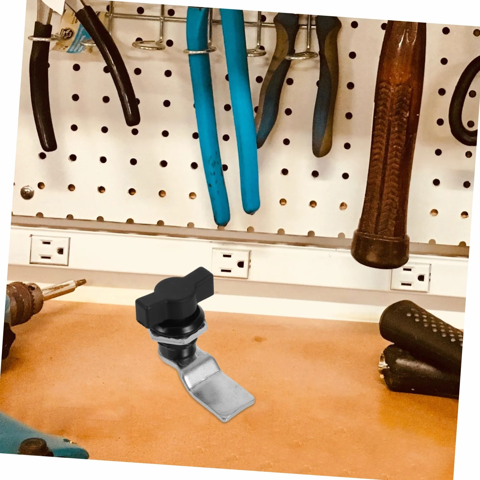 Zamek T-handle Swing Knob Do Szafek i Skrzyń Elektrycznych