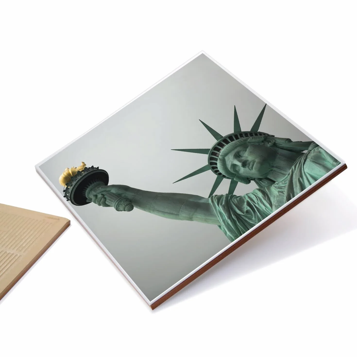 Fantastyczna Ceramiczna Płytka Dekoracyjna 10,8 x 10,8 cm - Statua Wolności Miasta USA Stany Zjednoczone