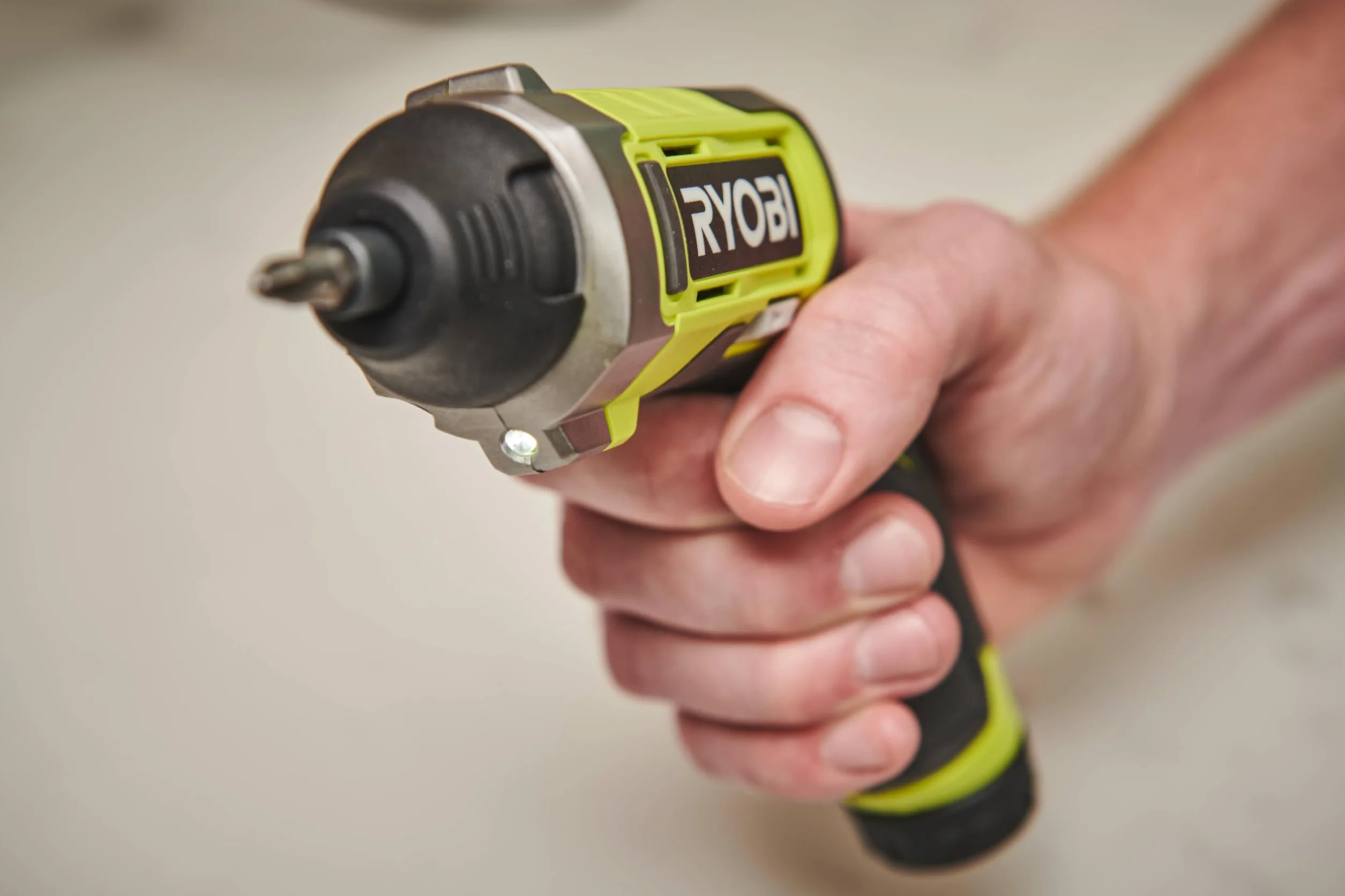 RYOBI Wkrętak litowy RSD4-120TA2 4V USB Amazon Exclusive
