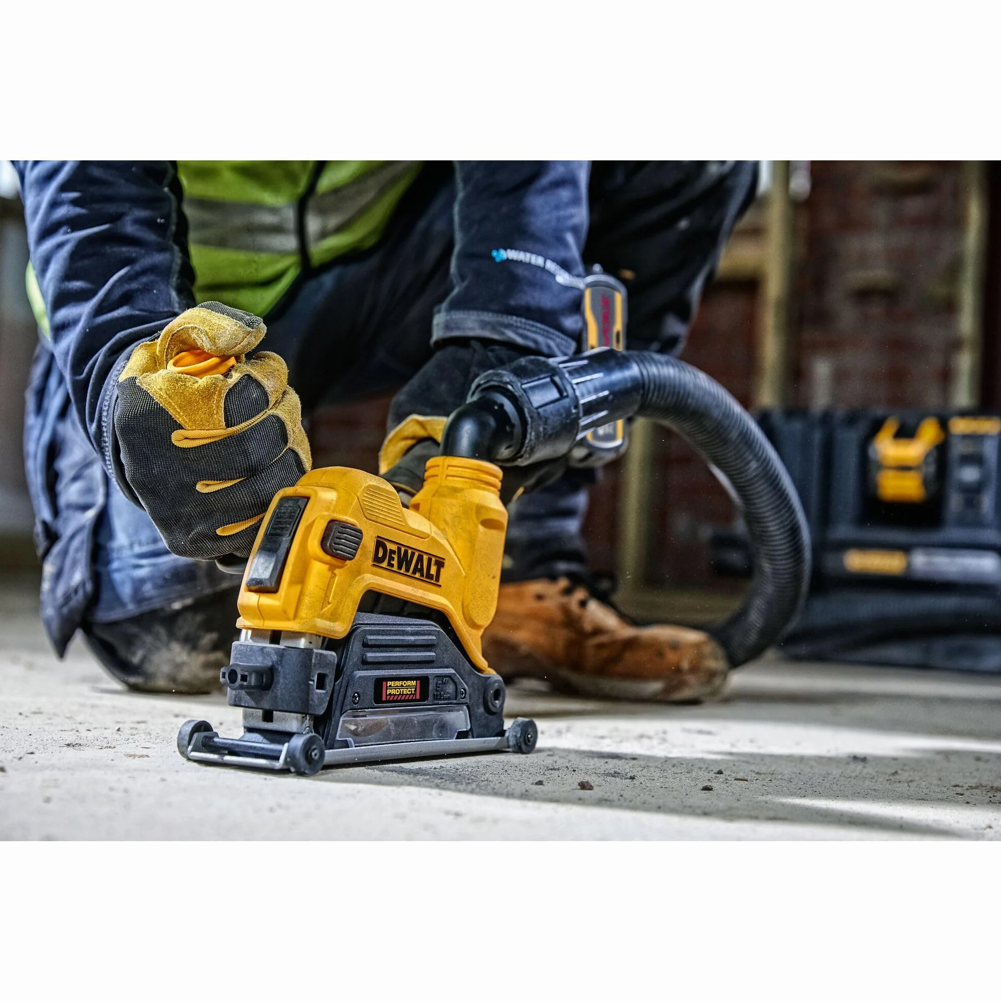 DEWALT Osłona ochronna 125 mm do odsysania pyłu betonowego DWE46225-XJ