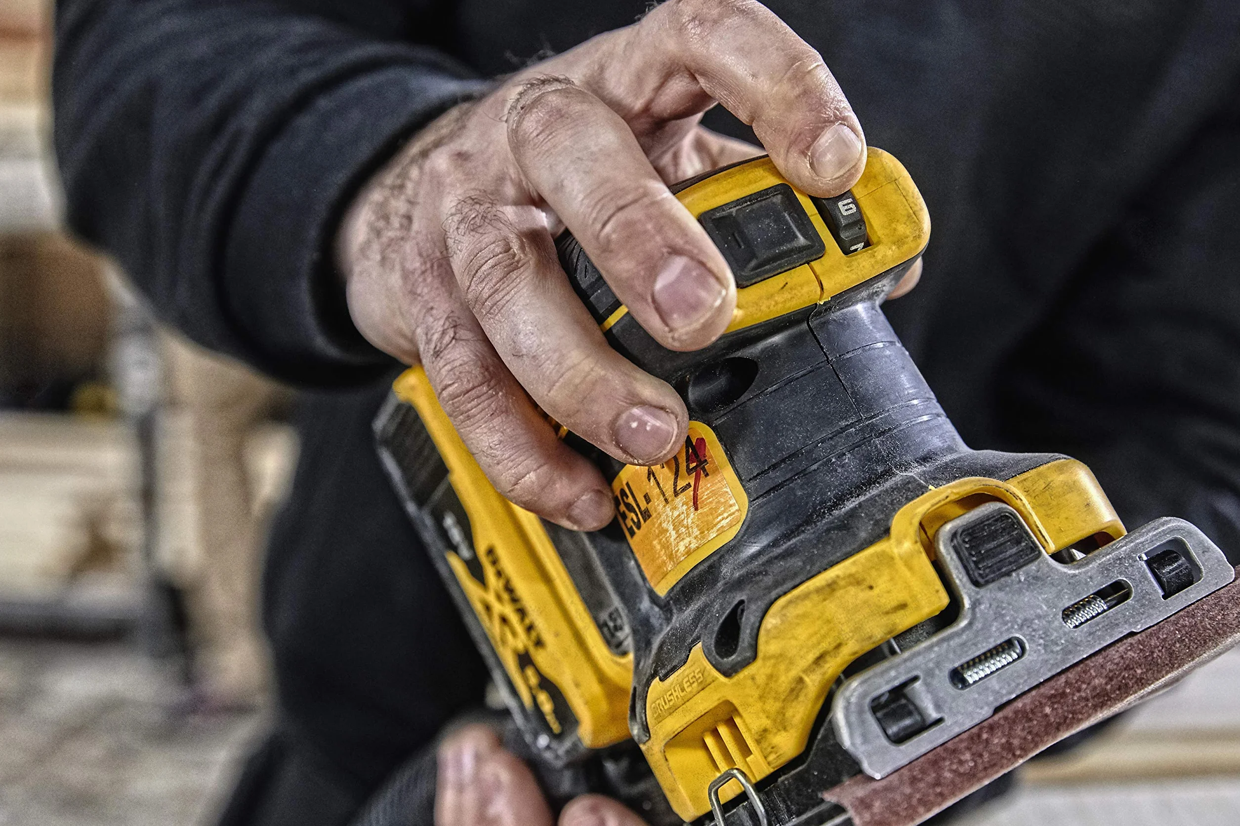 DEWALT Lijarka orbitalna bezszczotkowa XR 18V 1/4
