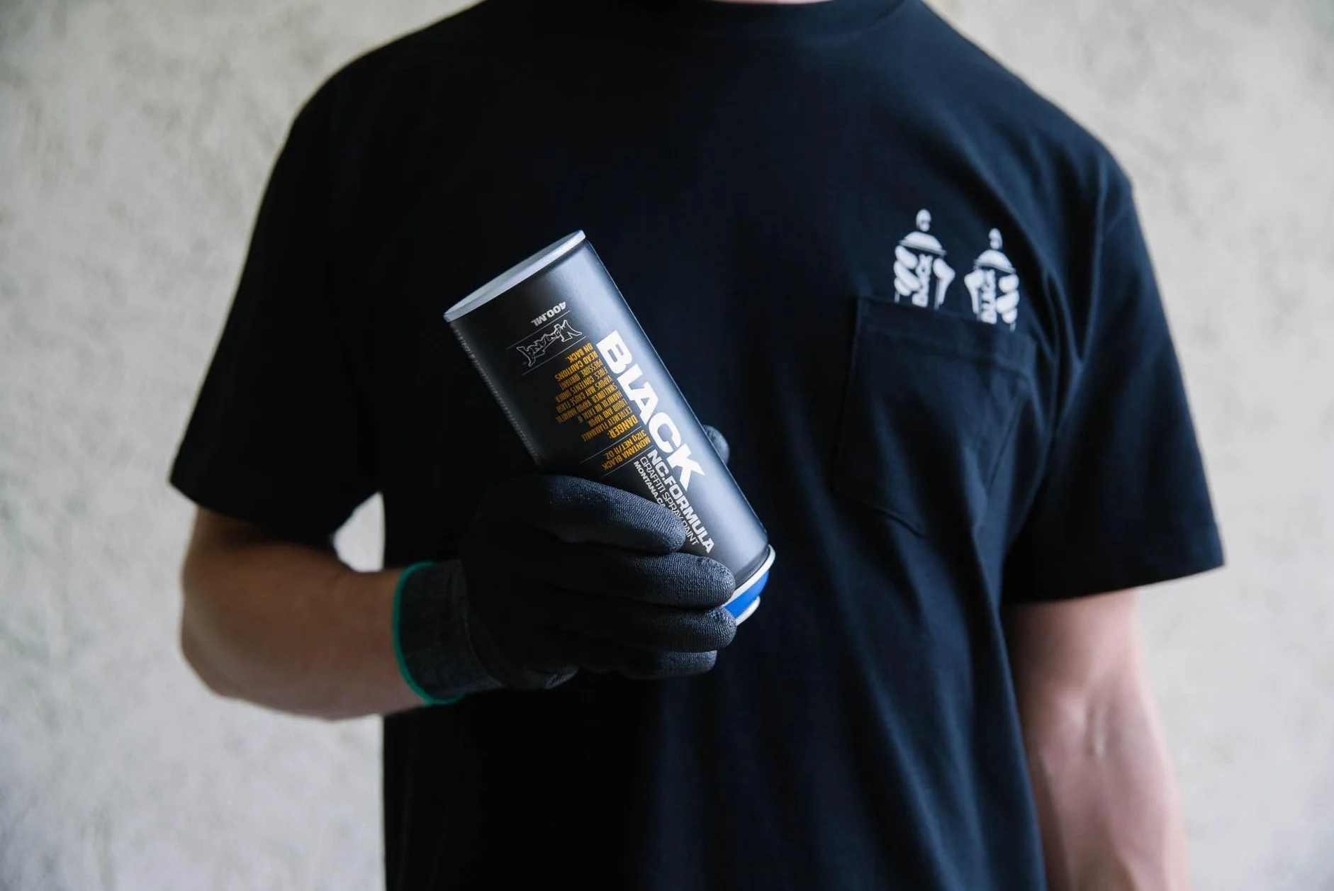 Montana Black Graffiti Paint 400 ml Wysokokryjący Matowy Aerozol 2093 Code Red