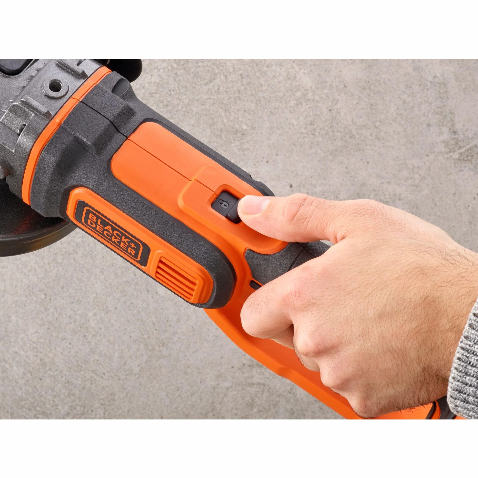 BLACK+DECKER Szlifierka Kątowa BCG720N-XJ