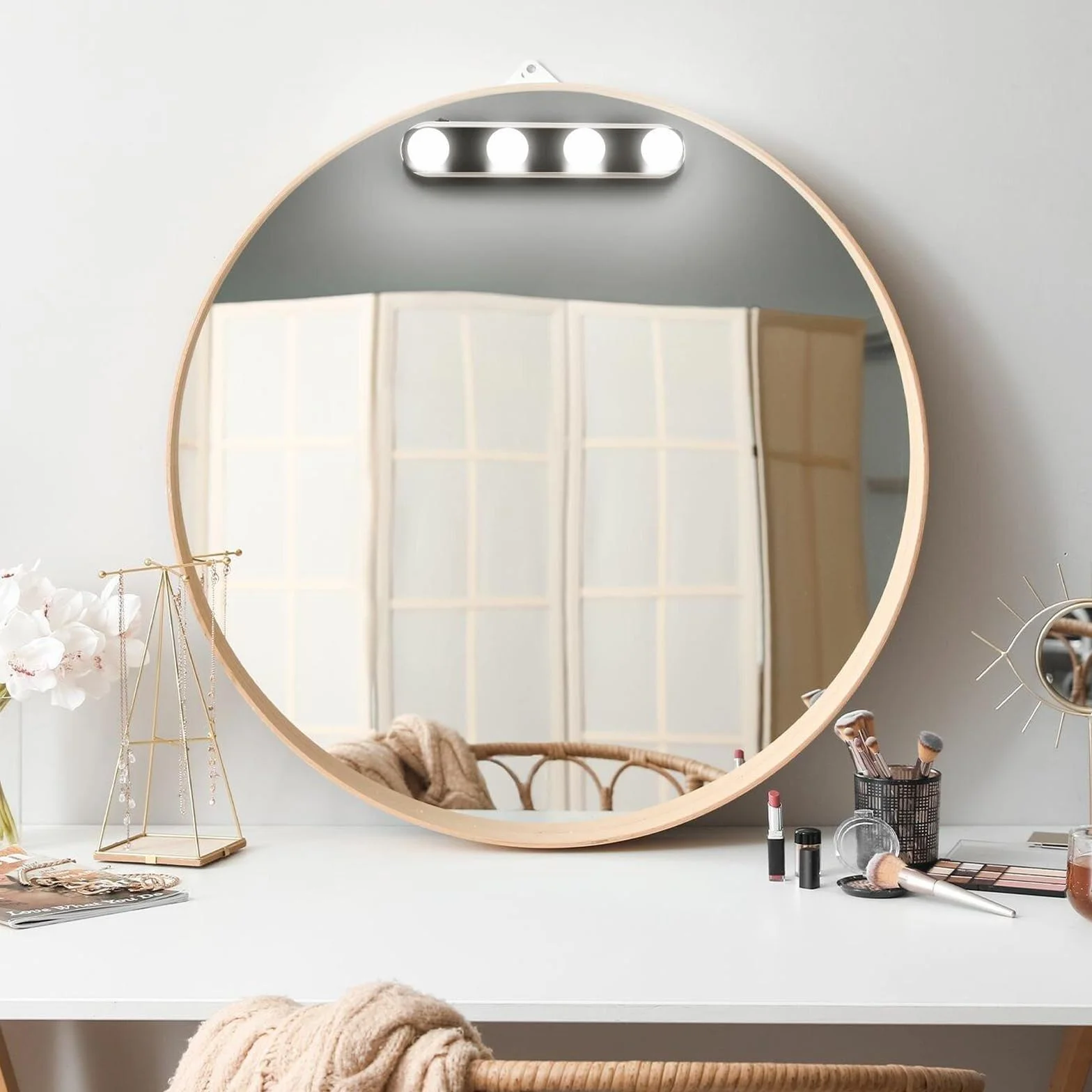 Światła do makijażu LED 4 żarówki regulowane temperatura barwowa Vanity Lights oświetlenie łazienkowe
