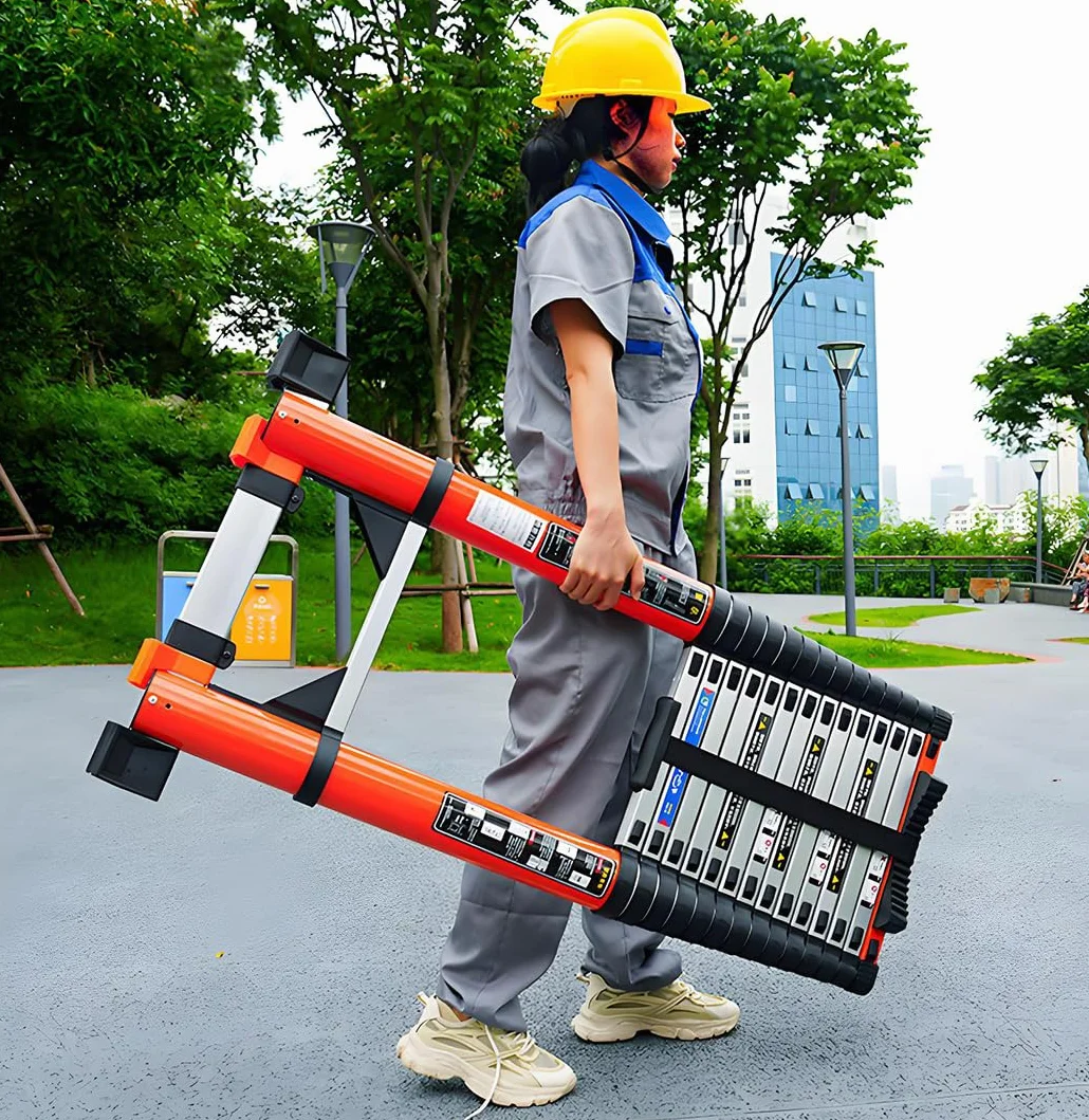 Aluminiowa drabina teleskopowa z haczykamiZewnętrzna przenośna drabina antypoślizgowa Dłuższe składane schody z mobilnymi kółkami 5 m-8 m (wysokość 8 m)