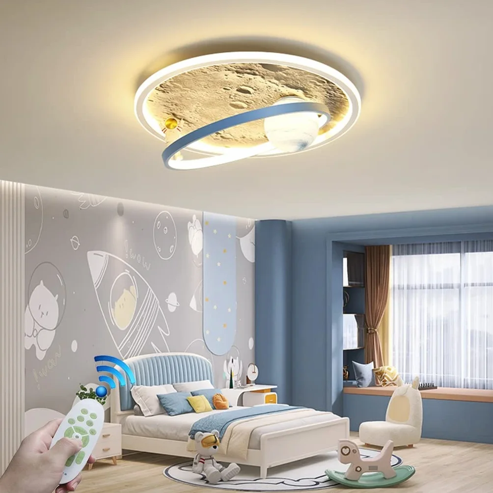 Lampa sufitowa LED nowoczesna ściemnialna z pilotem księżyc astronauta design metalowy żyrandol