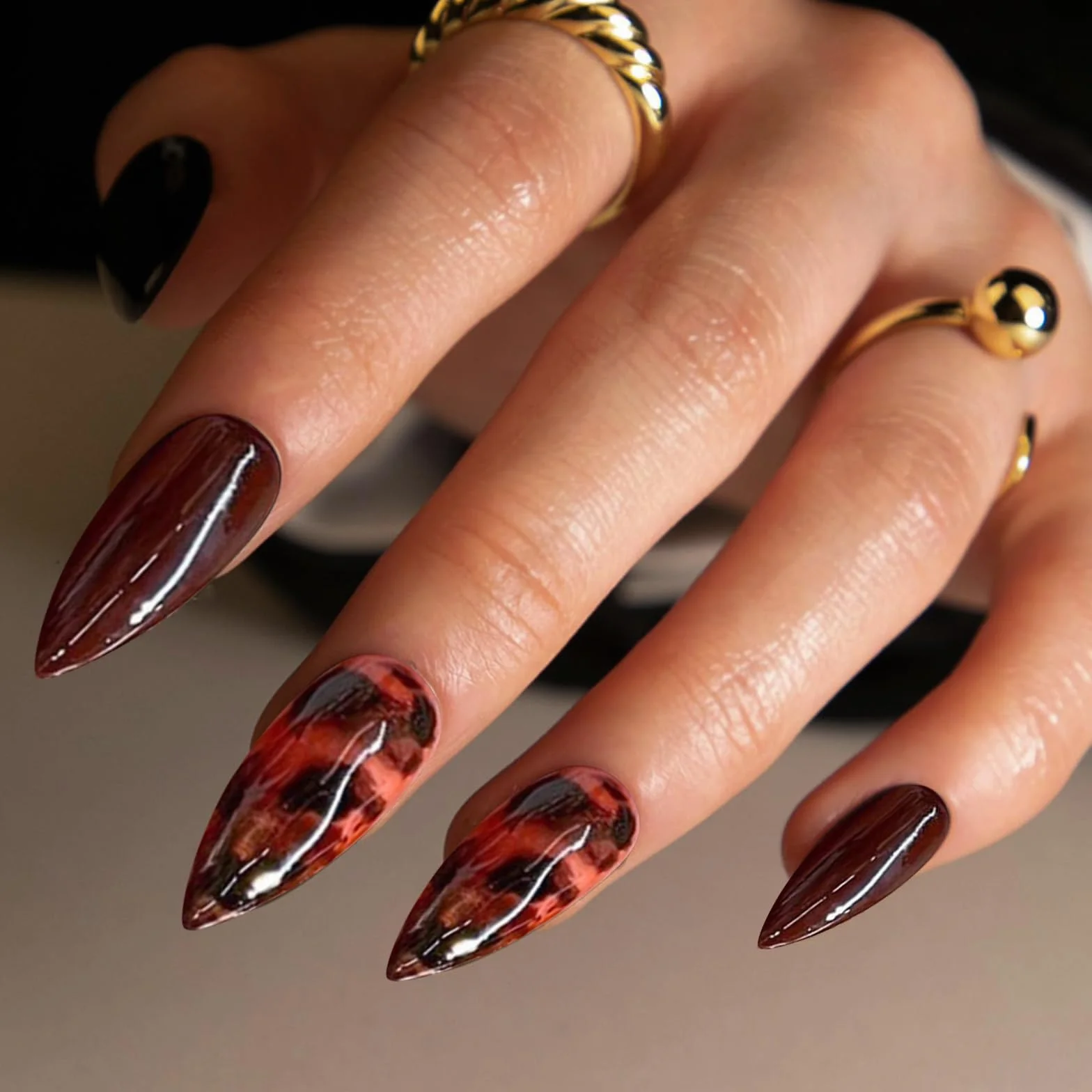 GlamRays 24 sztuki Brown Press on Nails Leo średni mandaryński sztuczne paznokcie nadruk lampart paznokcie jesień klejone paznokcie akrylowe Stiletto sztuczne paznokcie