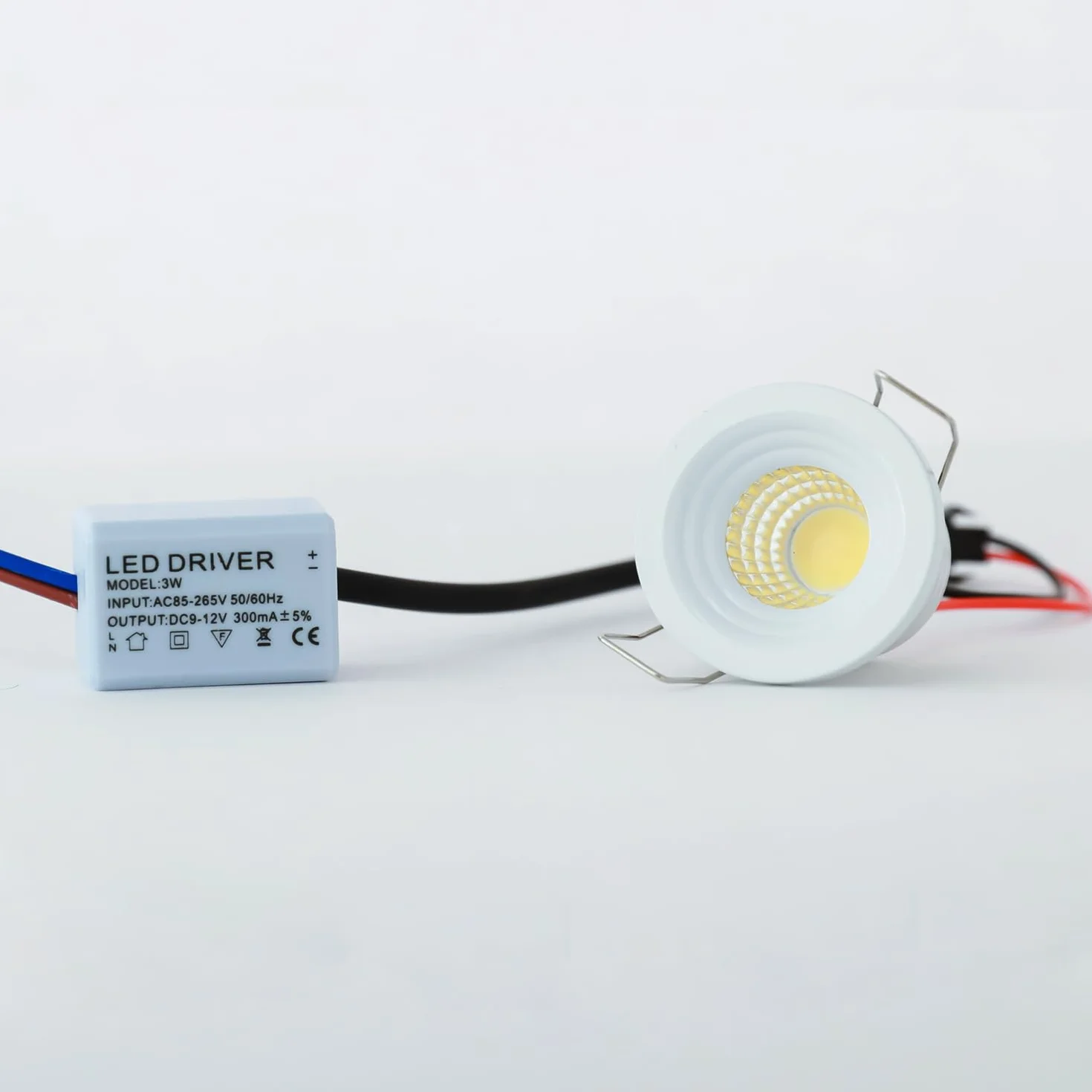 Zestaw 6 mini reflektorów do zabudowy LED 3W aluminiowa obudowa z transformatorem