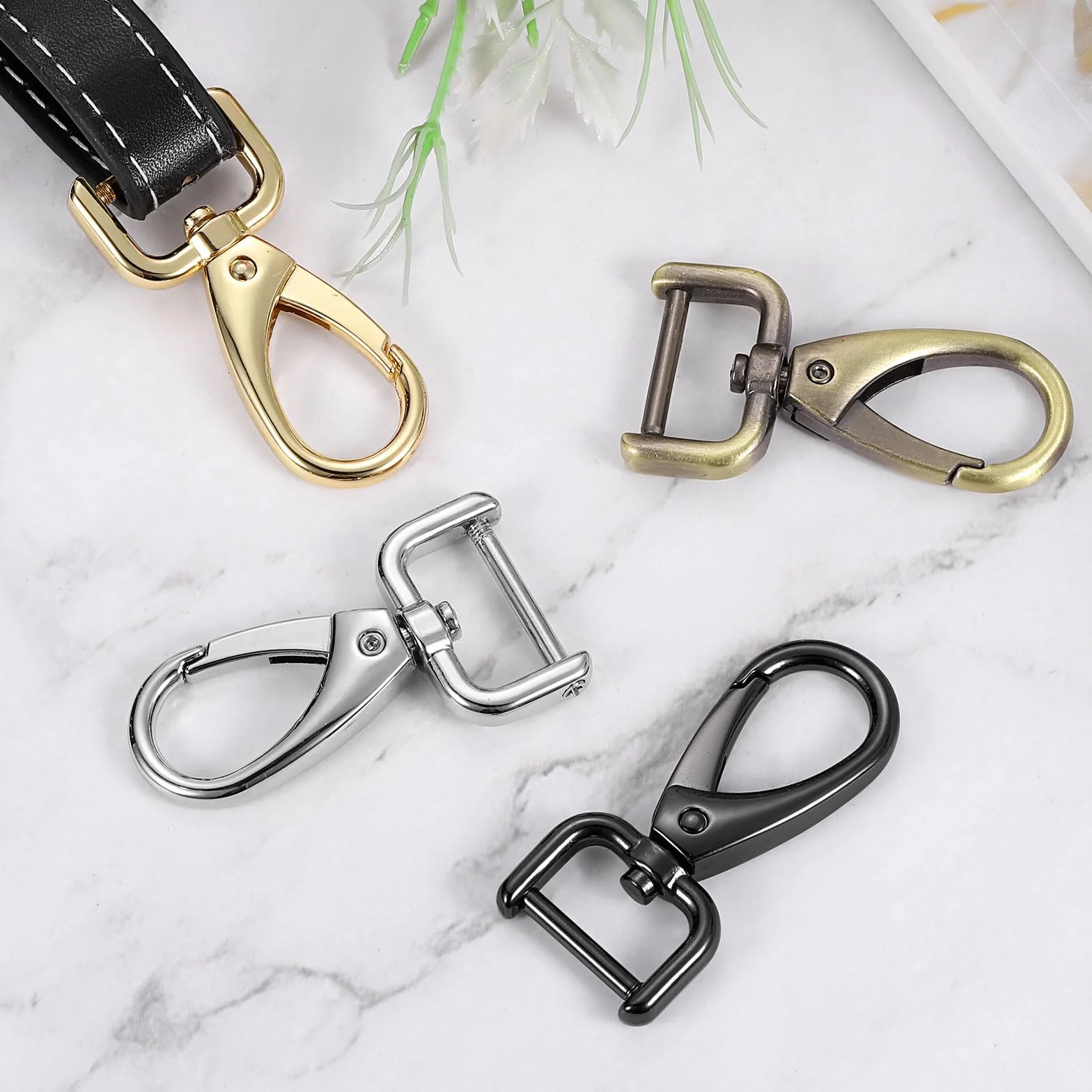 QUARKZMAN 2 szt. Obrotowe zapięcia na haczyk 38 mm (1-1/2") D pierścień odpinany metalowy haczyk zatrzaskowy karabińczyk pazur hak ze śrubokrętem do torby na klucze DIY srebrny