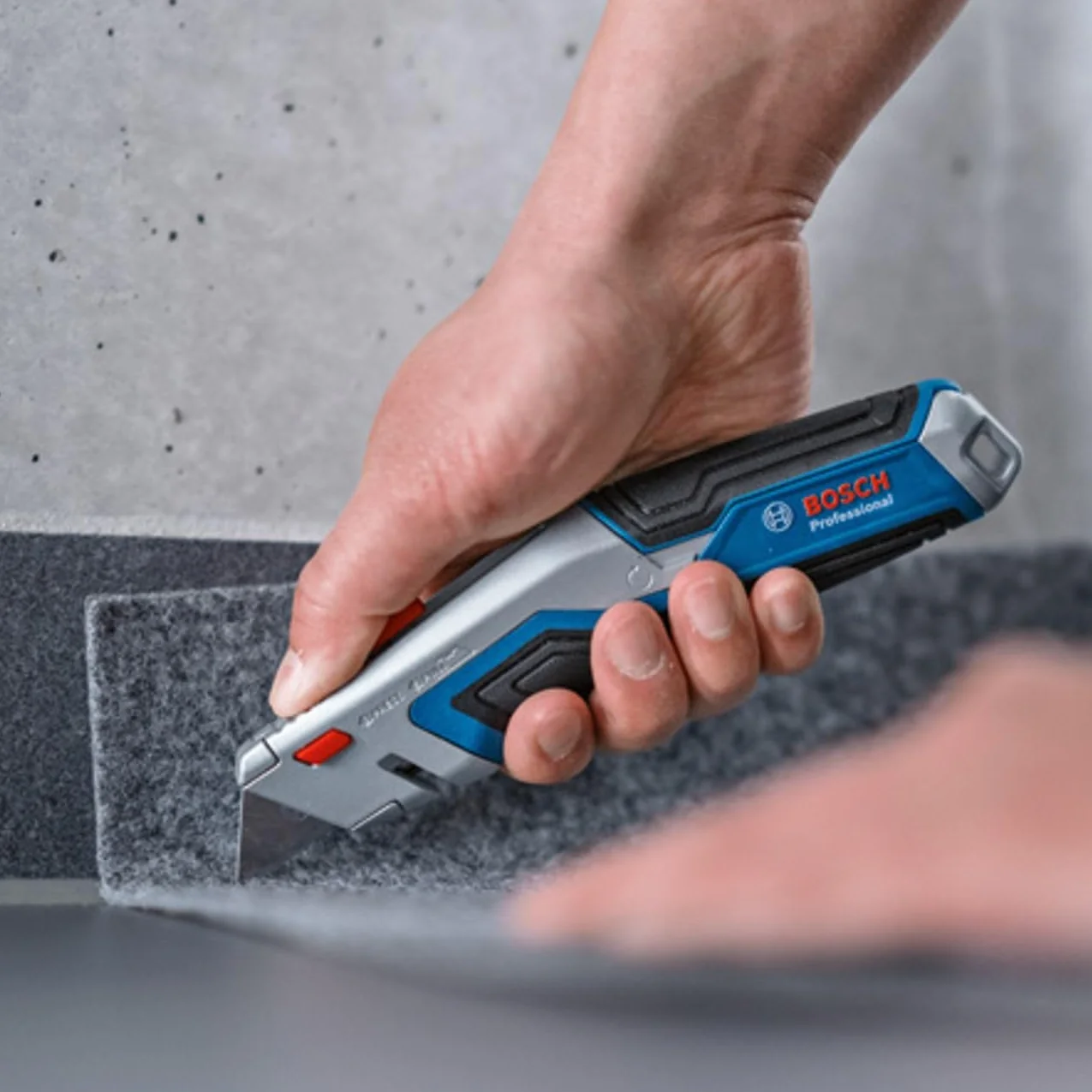 Bosch Professional nóż uniwersalny z wysuwanym ostrzem 3 ostrza trapezowe