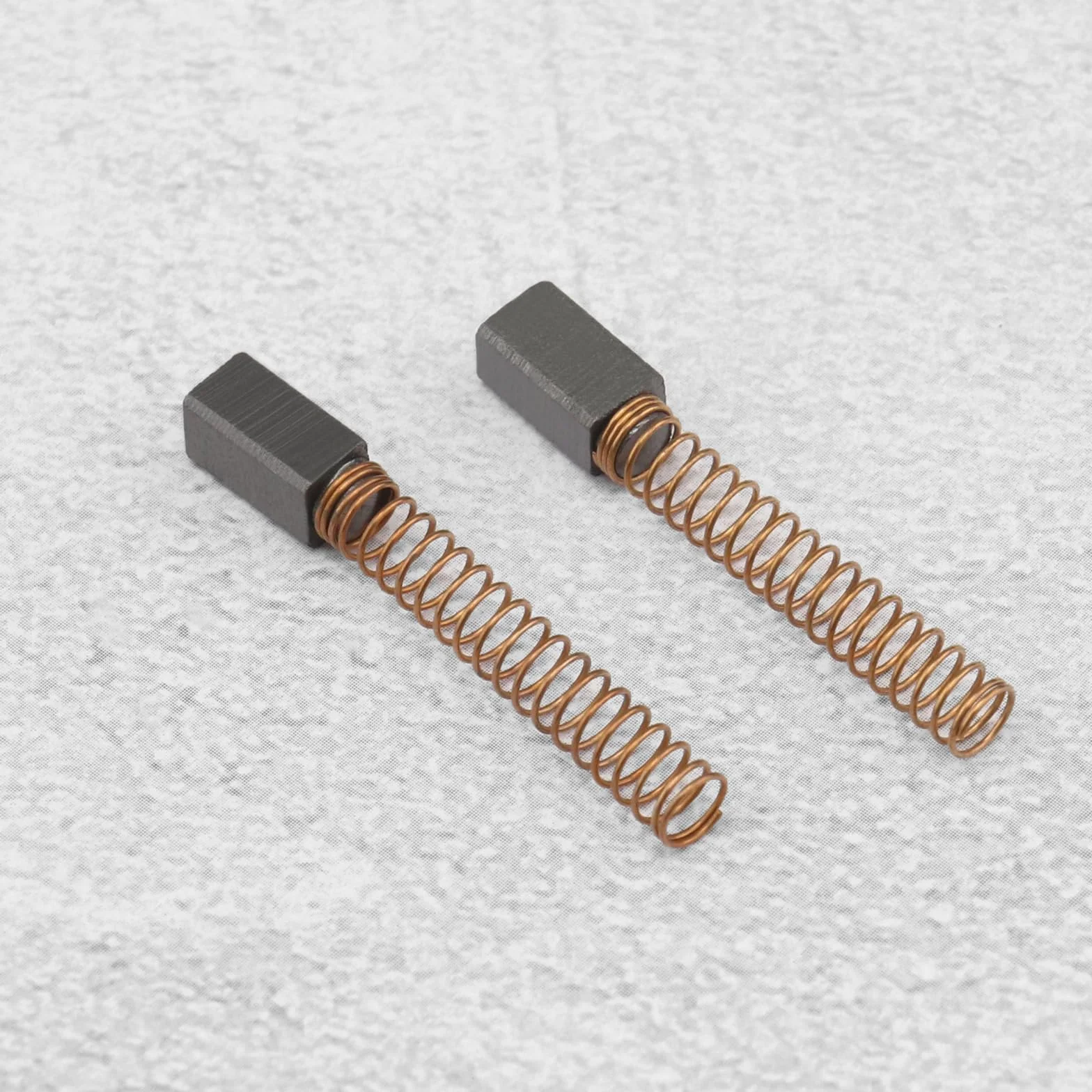 Szczotki węglowe silnikowe 4,9 mm x 5,5 mm x 9,5 mm kompatybilne z D-remel do elektronarzędzi