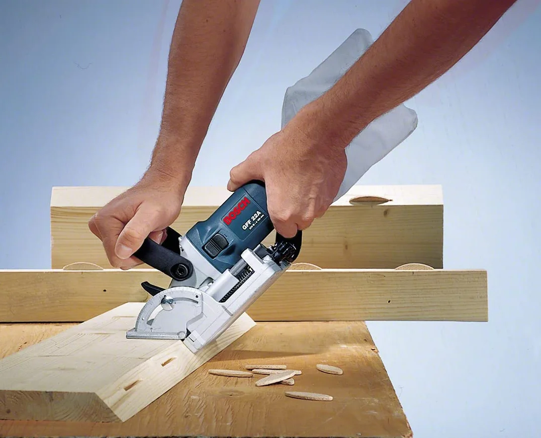 Bosch Professional GFF 22 A frezarka uniwersalna 22 mm L-BOXX