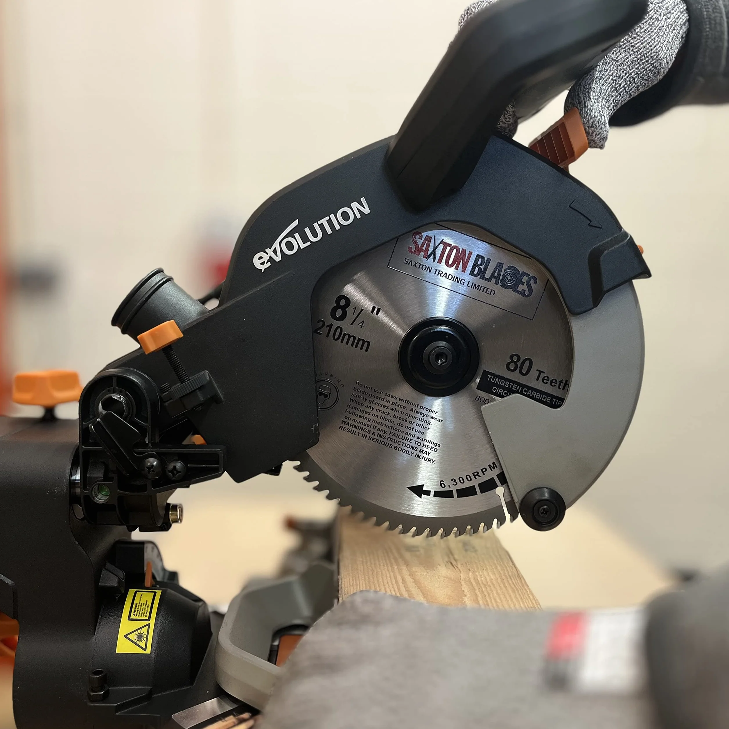 Saxton TCT Brzeszczot do piły tarczowej 210 mm 80T 25,4 mm do Evolution Rage