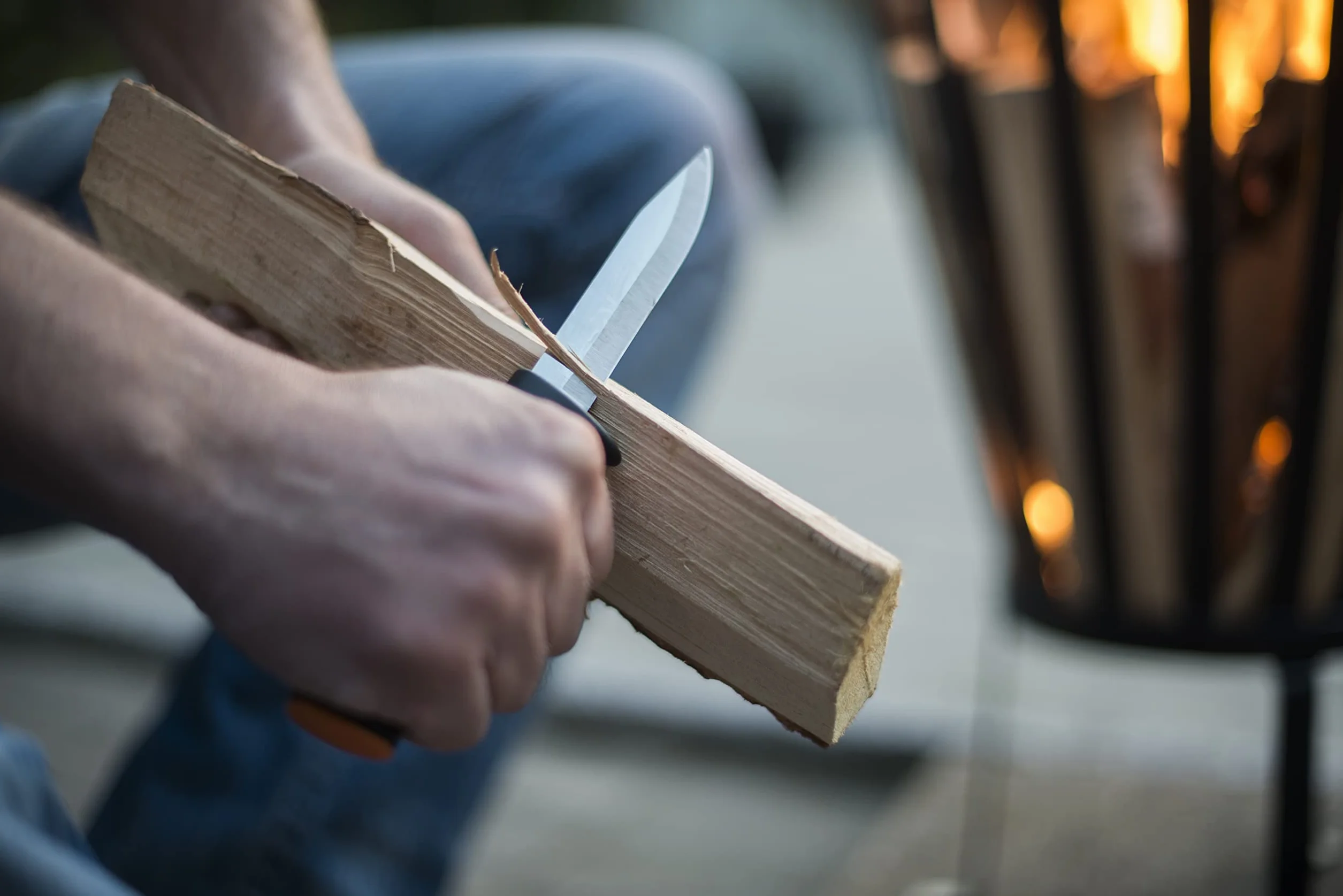 Fiskars Nóż Uniwersalny 22,5 cm Czarno-pomarańczowy Ziarnistość 40 z Pochwą