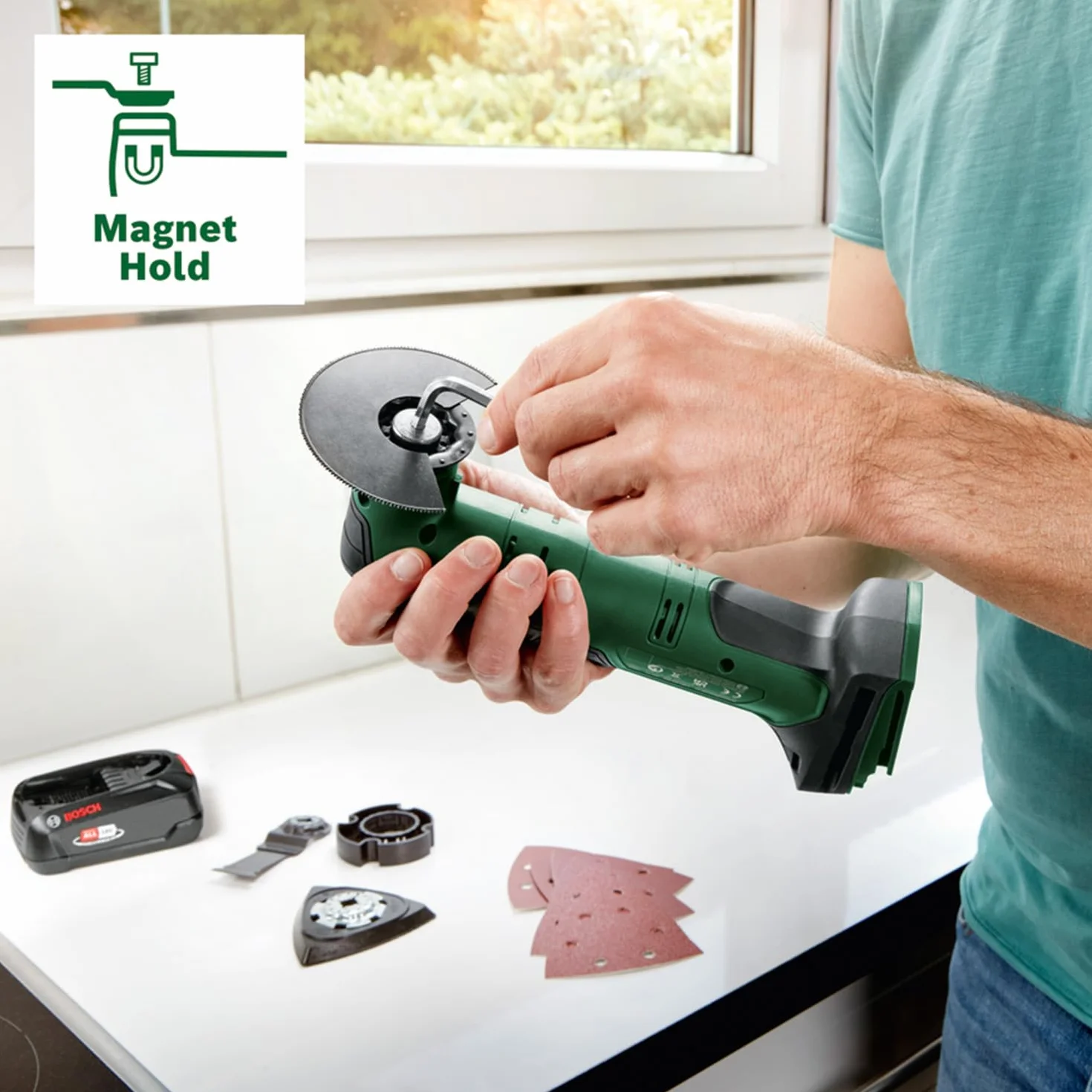 Bosch UniversalMulti 18V-32 akumulatorowe narzędzie wielofunkcyjne