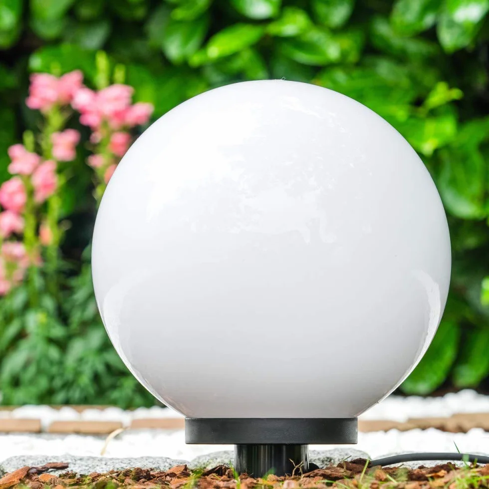 Lampa kulista Miau Ø30cm E27 z kolcem ziemnym biała tworzywo sztuczne 5m kabel