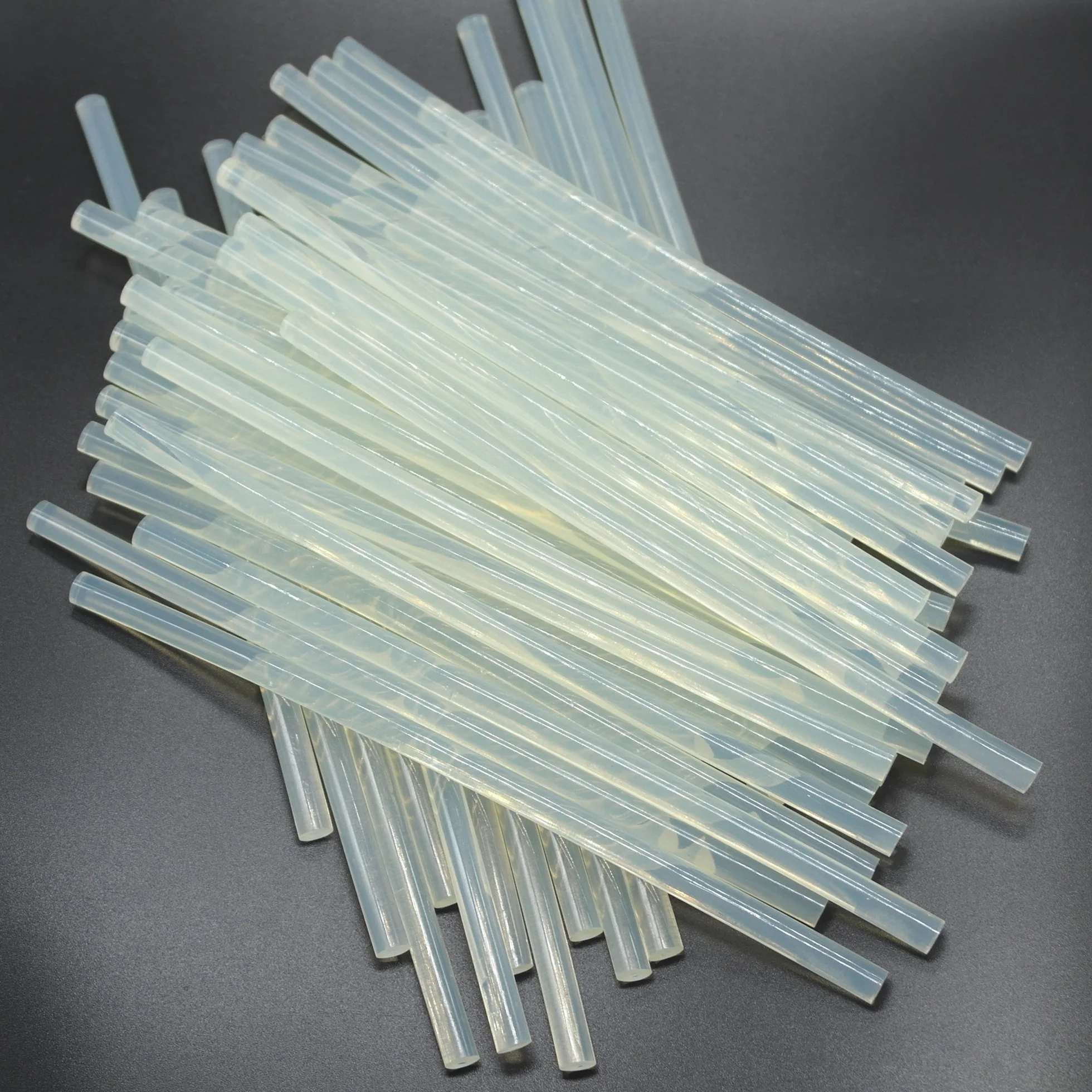 Pałeczki do klejenia 7 mm x 150 mm przezroczyste do pistoletu topliwego 120 szt.