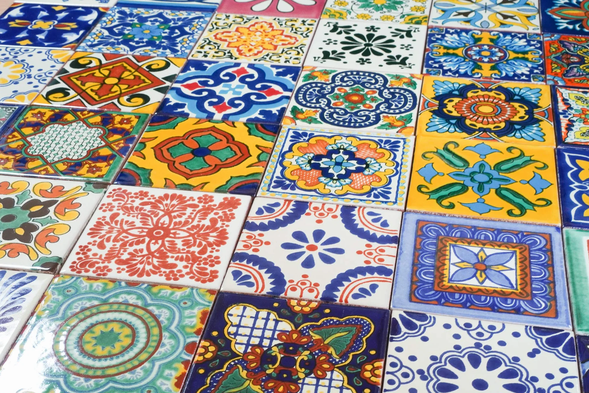 Zestaw 36 płytek Talavera 10,5 cm Aleatorio