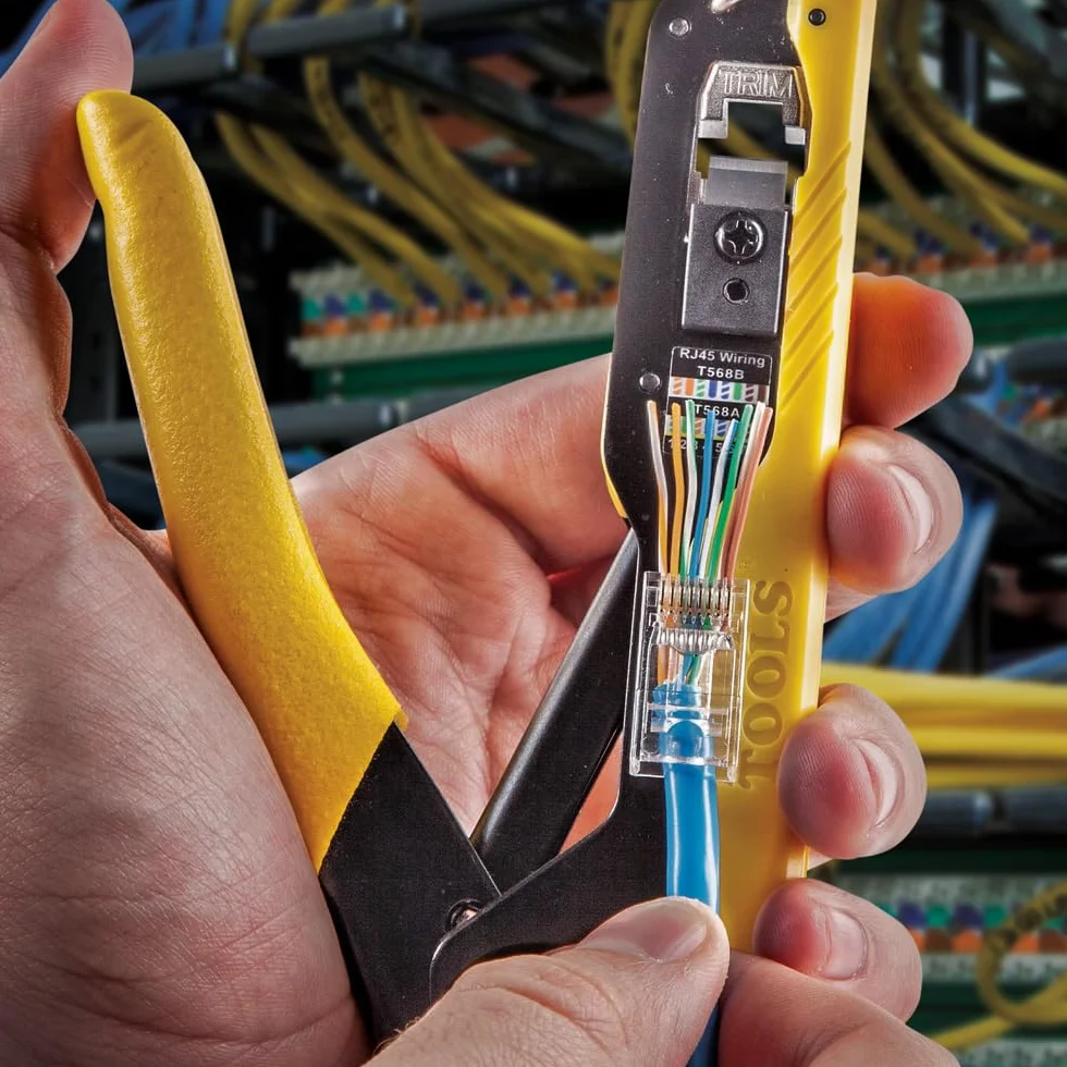 Klein Tools VDV226-005 Kompaktowe narzędzie do zaciskania kabli danych RJ45 Pass-Thru