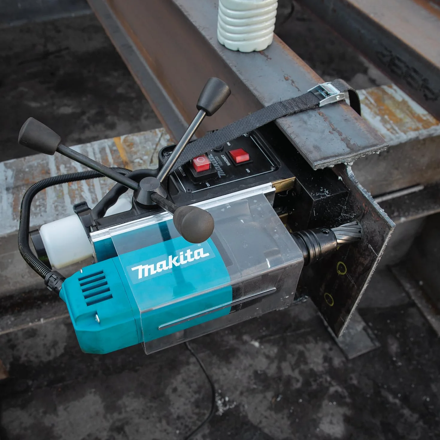 Makita HB350 Wiertarka magnetyczna 1050 W