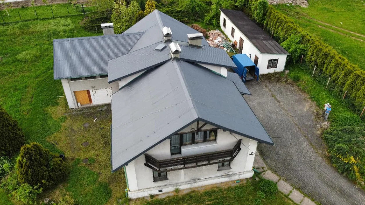 Metal Unicoat farba do blachy powlekanej Biały 1 Litry