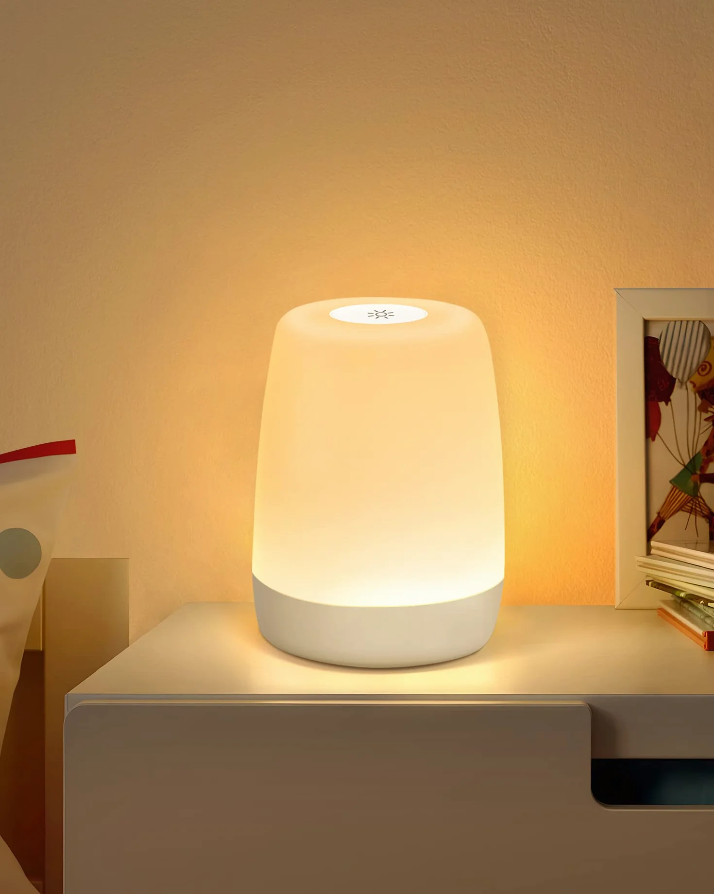 Lampka nocna LED RGB ściemnialna z trybem ciepłym i zmianą kolorów 256, akumulatorowa z timerem