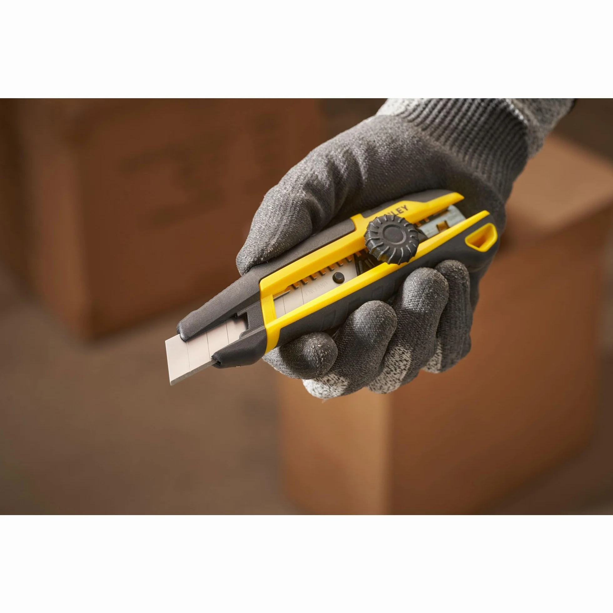 STANLEY Nóż do cięcia 18 mm STHT10500-0
