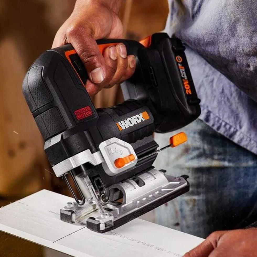 WORX Nitro WX542 akumulatorowa wyrzynarka wahadłowa 20 V silnik bezszczotkowy z adapterem ssącym