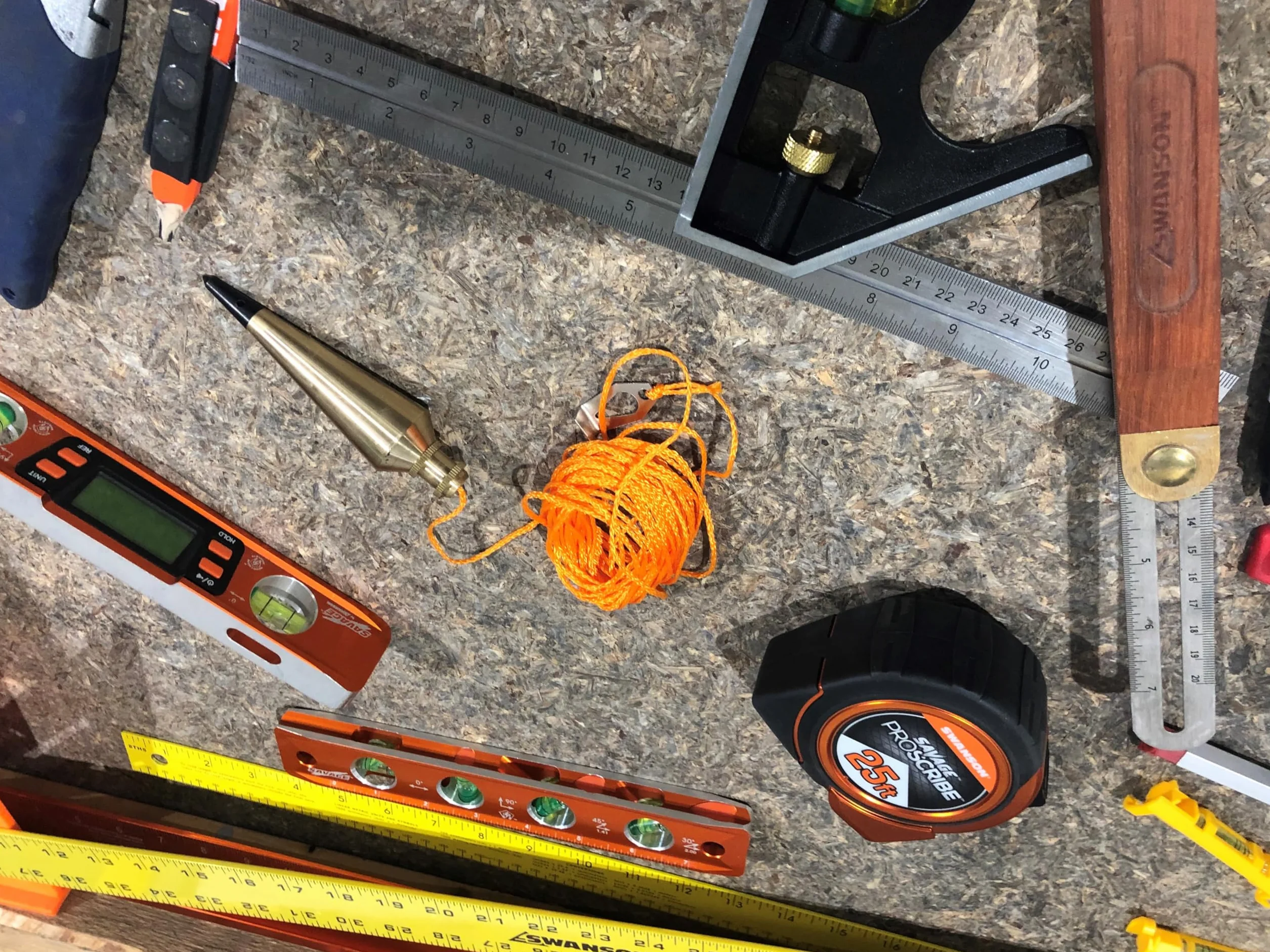 Swanson Tool Co PB008B Mosiężny pion ze sznurkiem 226.8 g