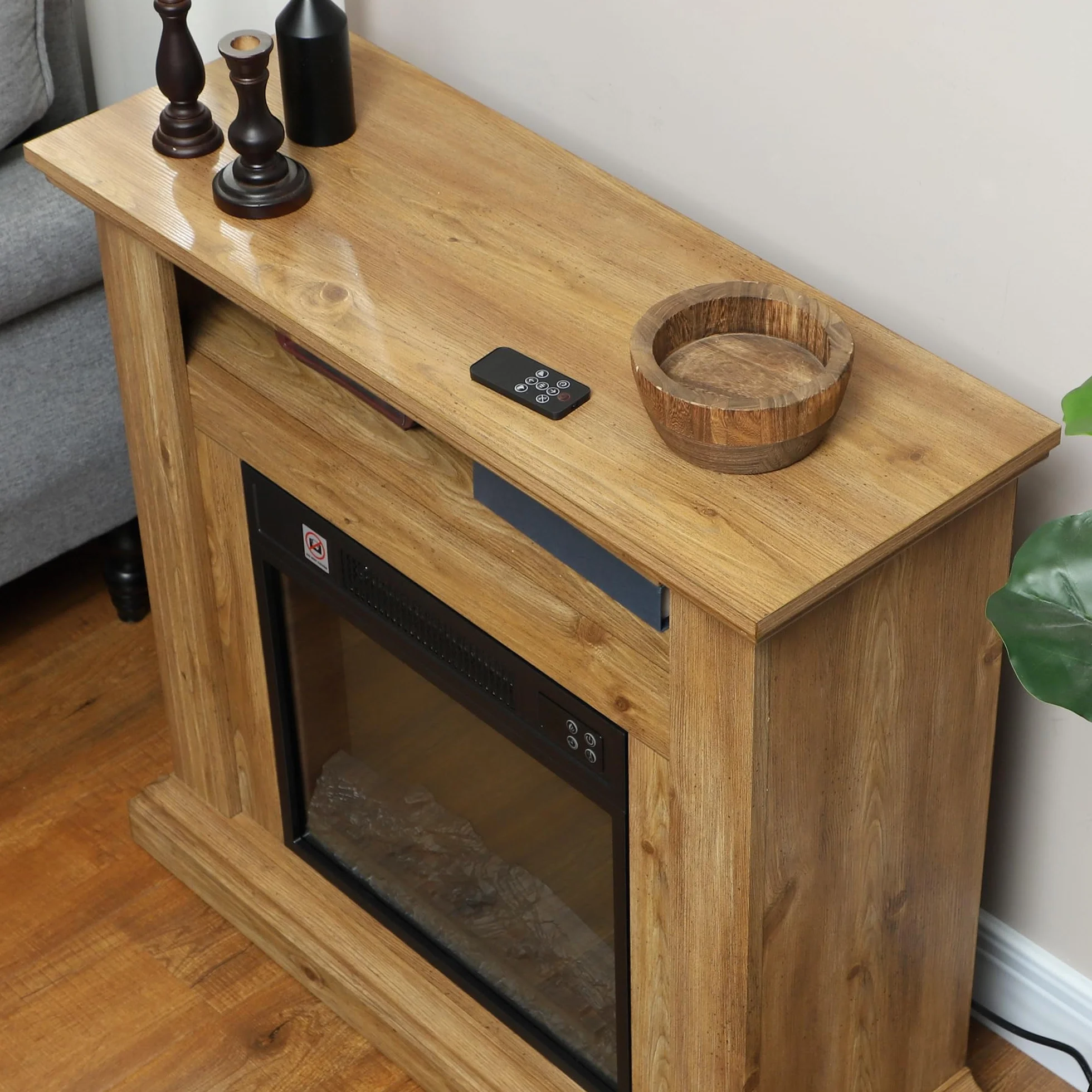 HOMCOM Kominek elektryczny 1800 W 3D efekt płomienia regulowana jasność pilot zdalnego sterowania timer 81,5 x 30 x 76,2 cm