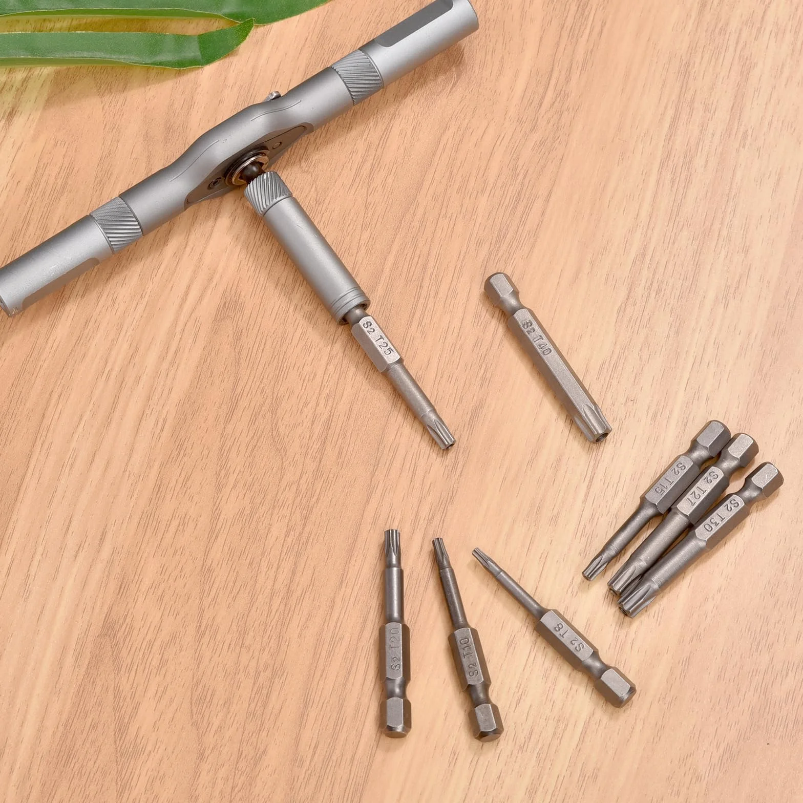 Zestaw bitów Torx magnetycznych T8-T40 z otworem 50 mm