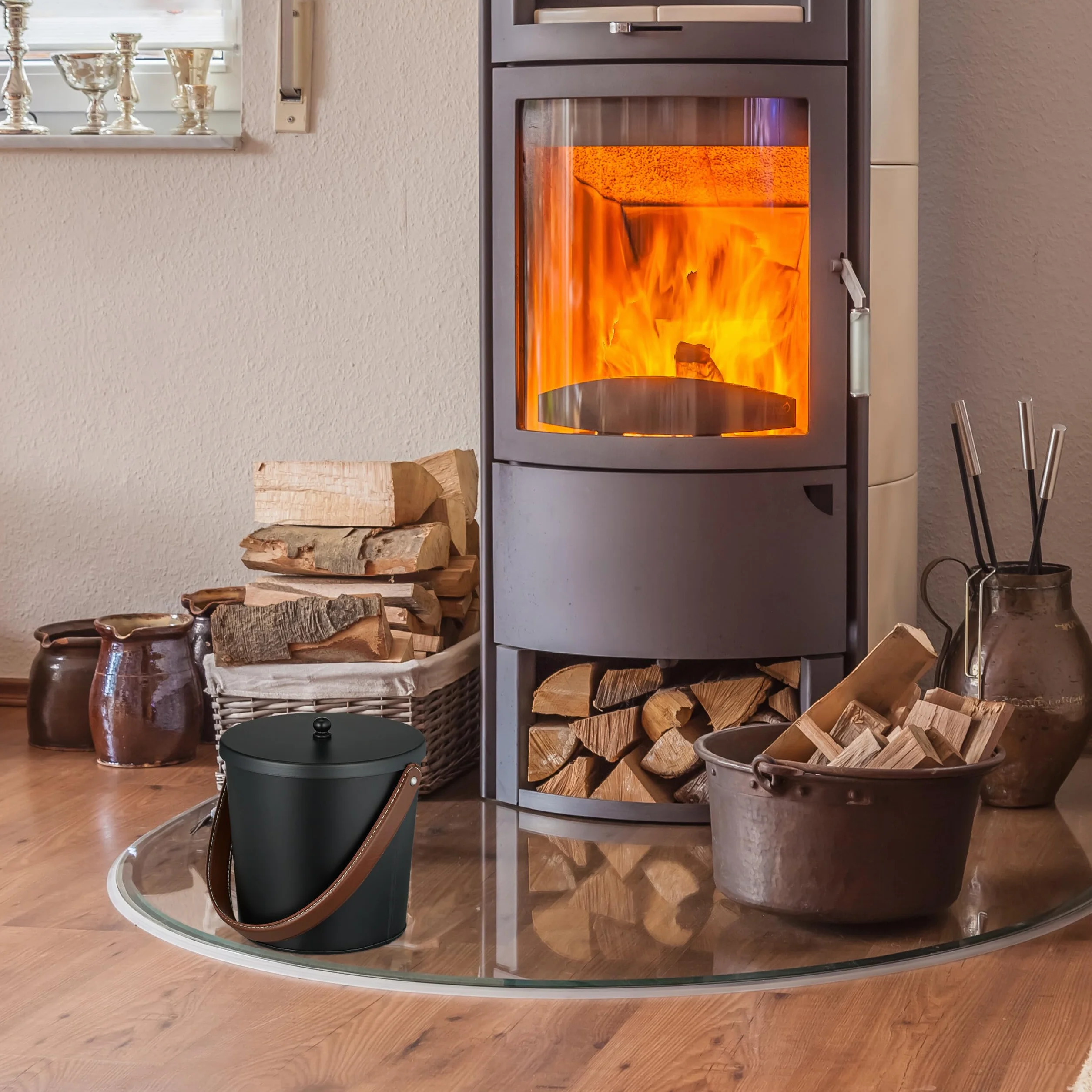 Relaxdays Kosz na popiół 4,5 l z pokrywką, skórzany uchwyt, czarny/brązowy