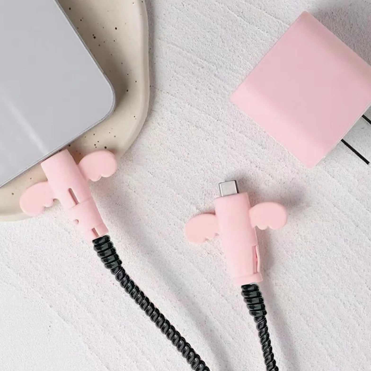 Owijki na kabel silikonowe ochraniacze na ładowarkę zestaw 4 sztuk rękaw na kabel USB 1,4 m